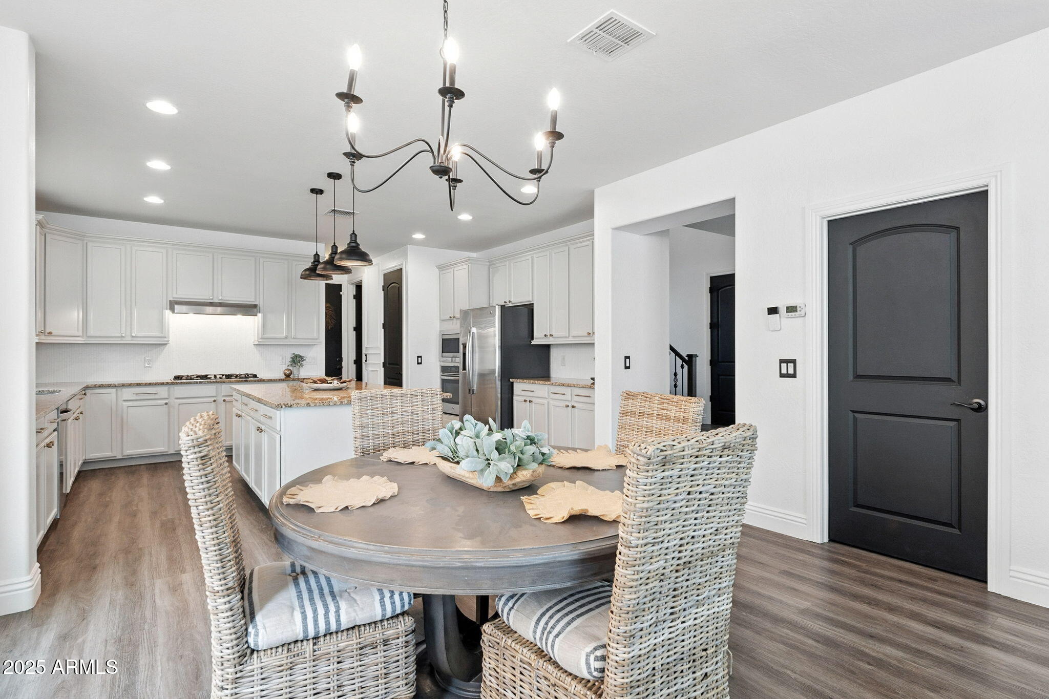 253 E CRESCENT Place