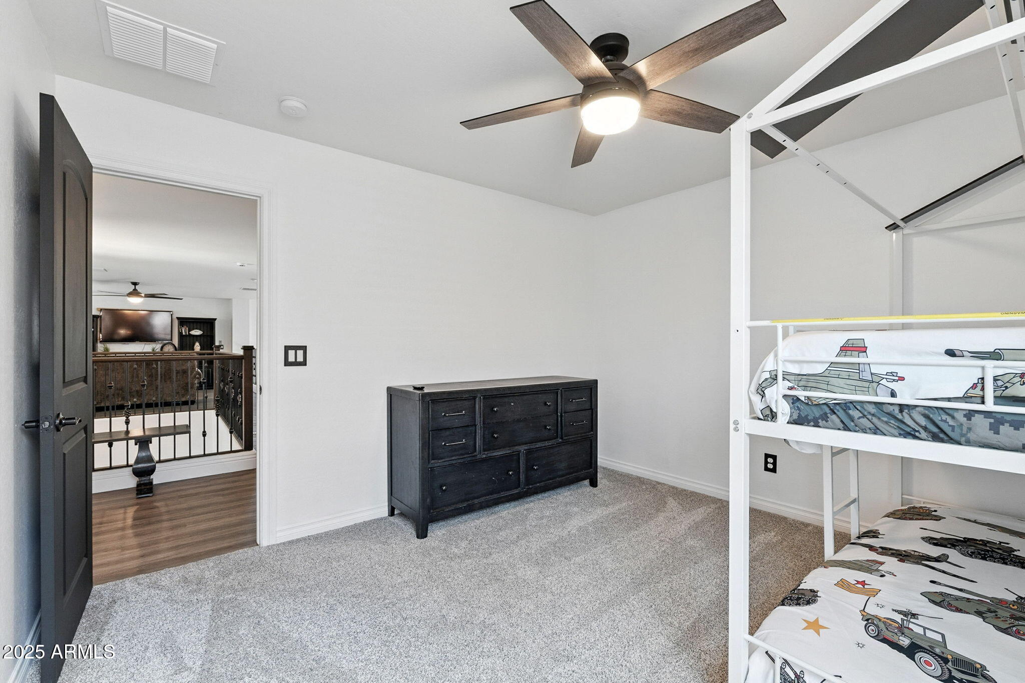 253 E CRESCENT Place