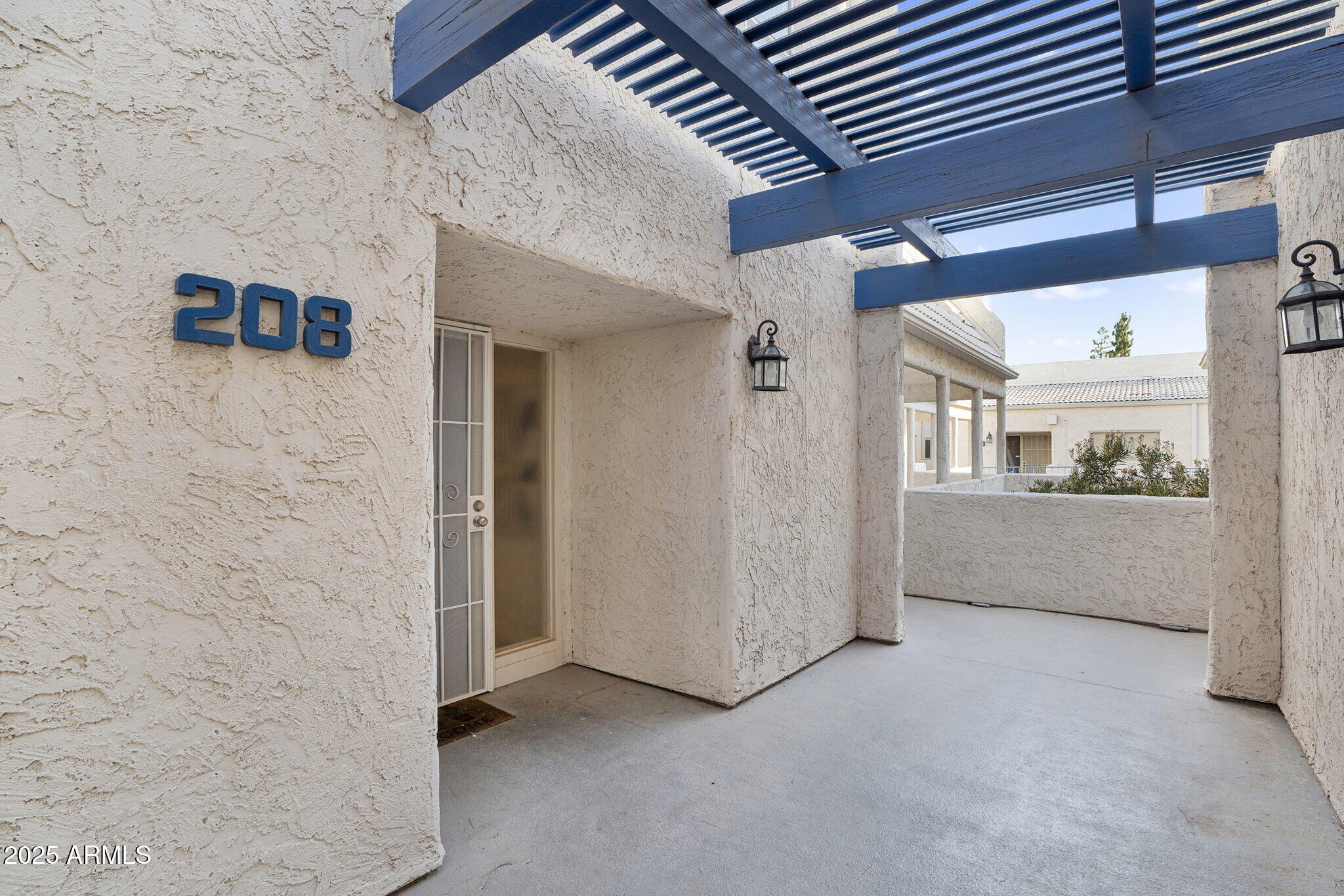 1143 E SANDPIPER Drive 208