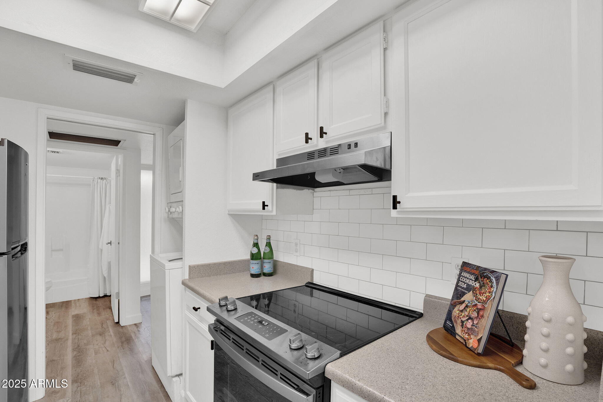 1143 E SANDPIPER Drive 208