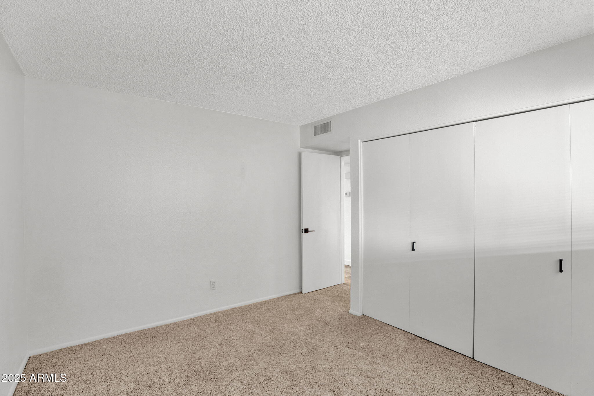 1143 E SANDPIPER Drive 208