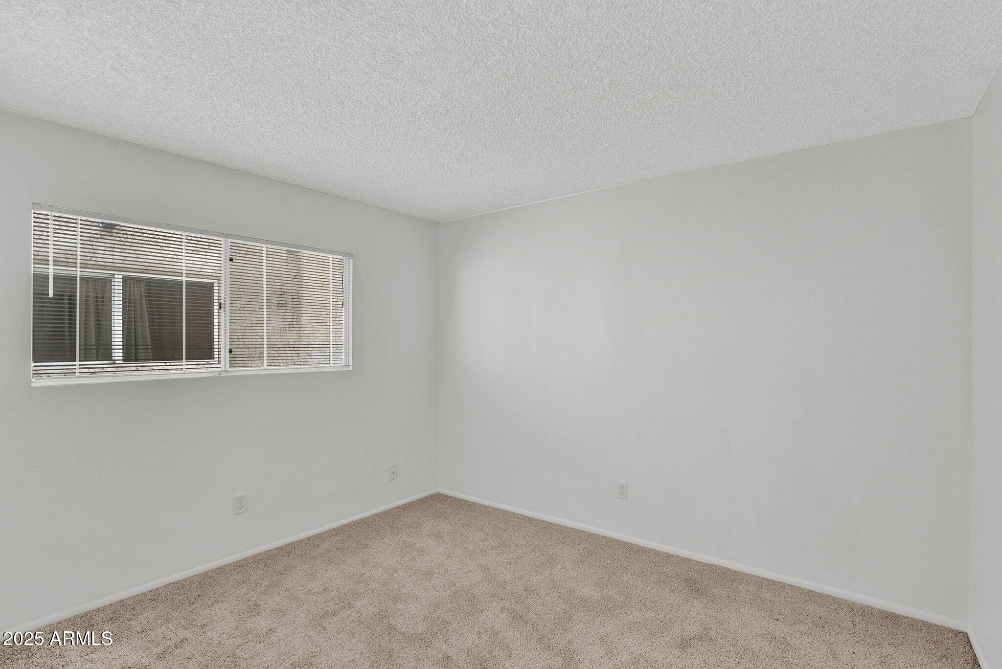 1143 E SANDPIPER Drive 208