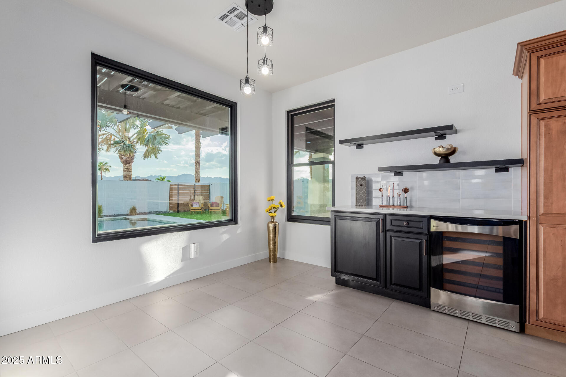 1739 W NIGHTHAWK Way