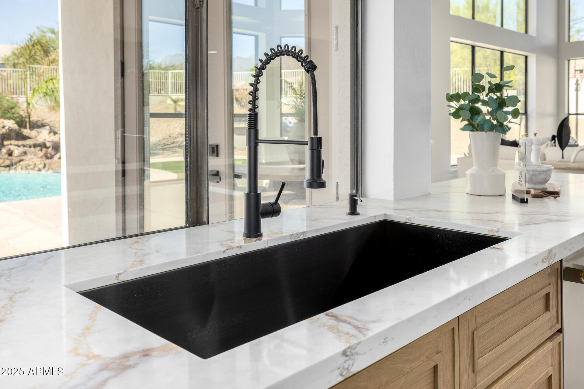 12312 E POINSETTIA Drive