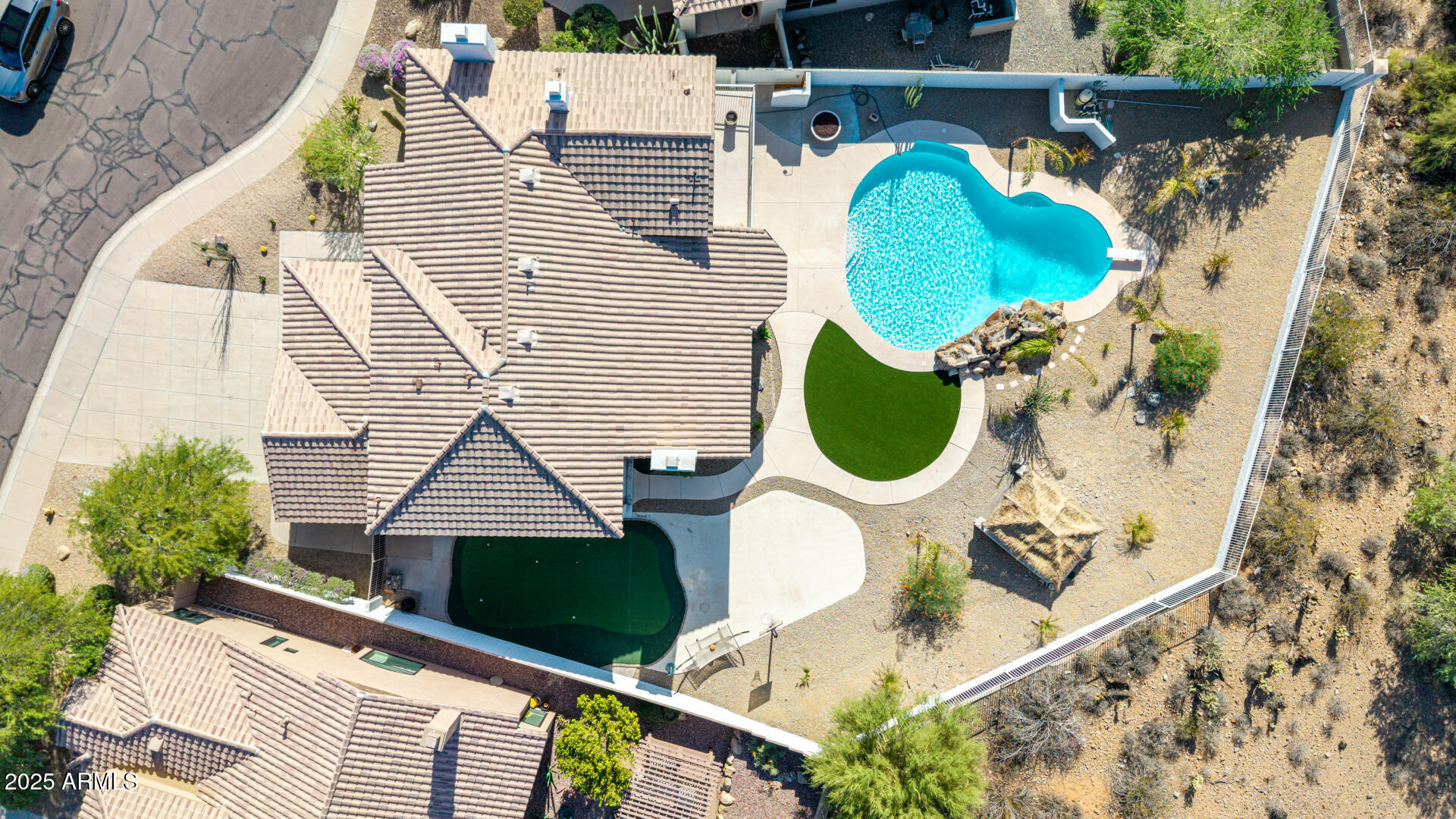 12312 E POINSETTIA Drive