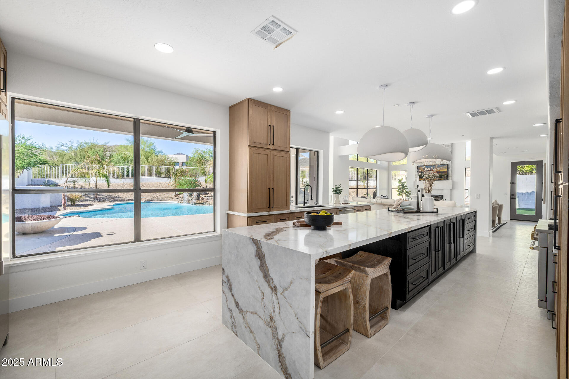 12312 E POINSETTIA Drive