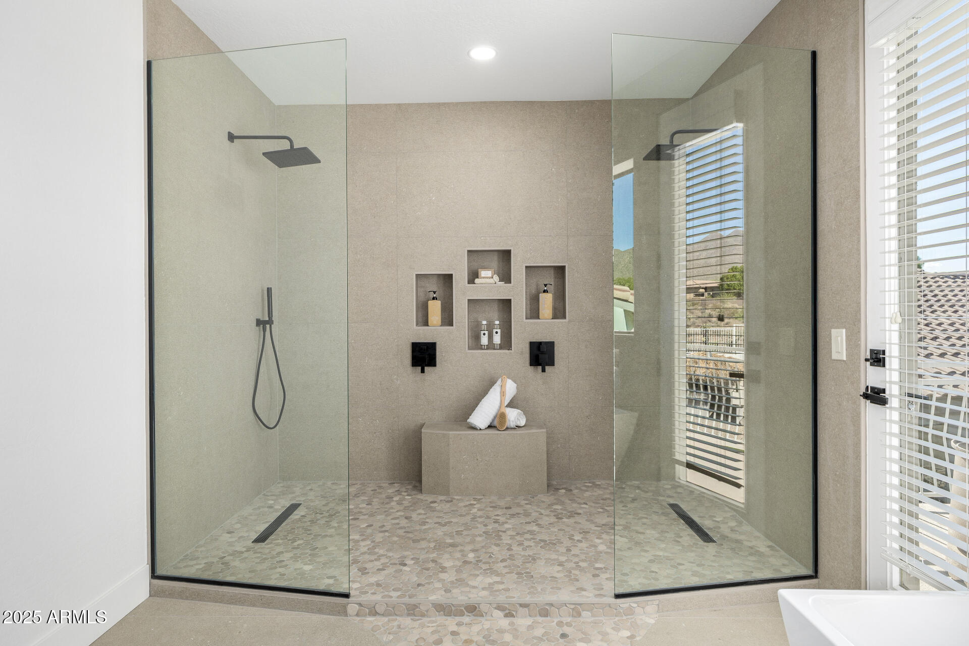 12312 E POINSETTIA Drive