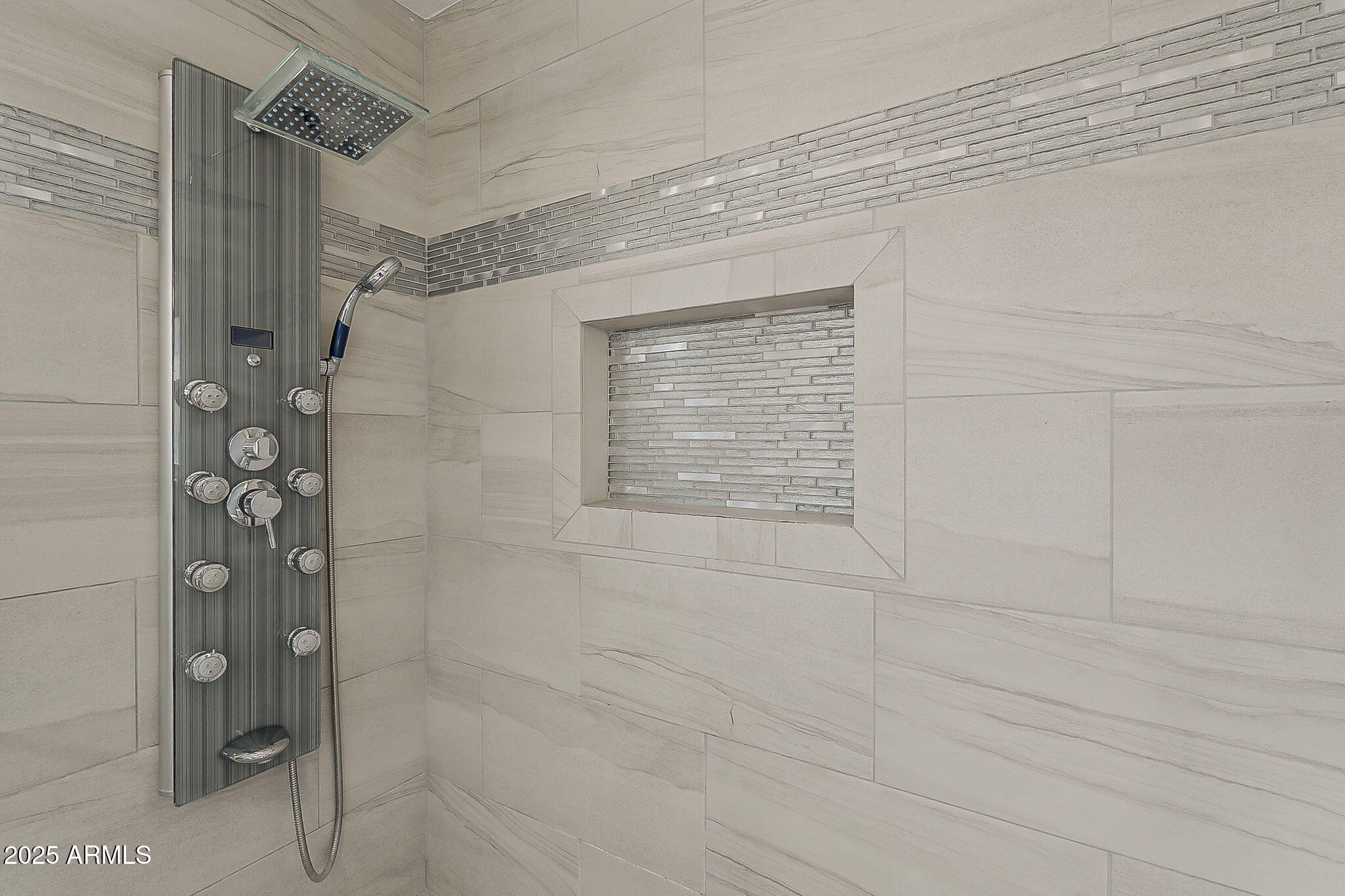 5432 E GRANDVIEW Road