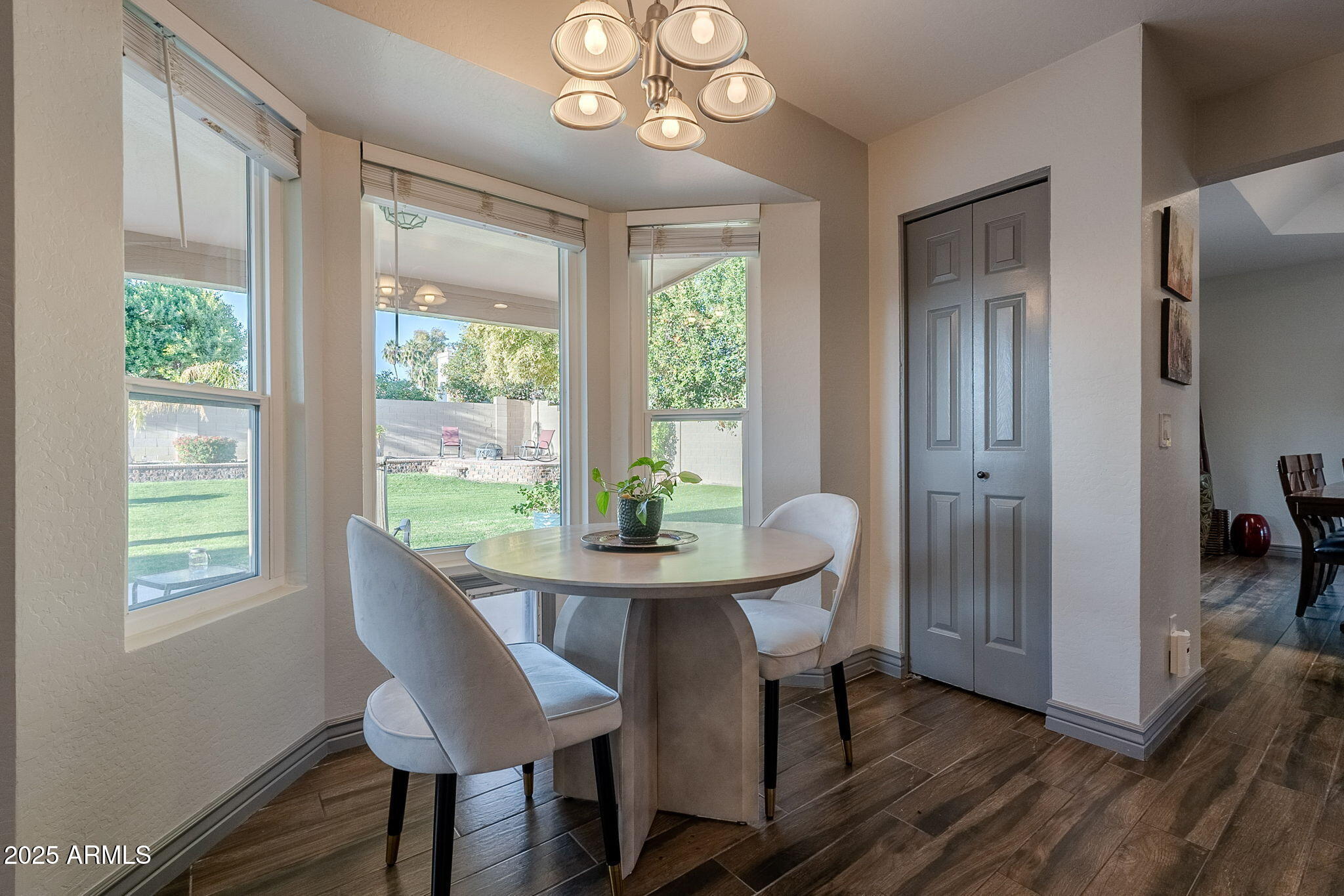 5432 E GRANDVIEW Road