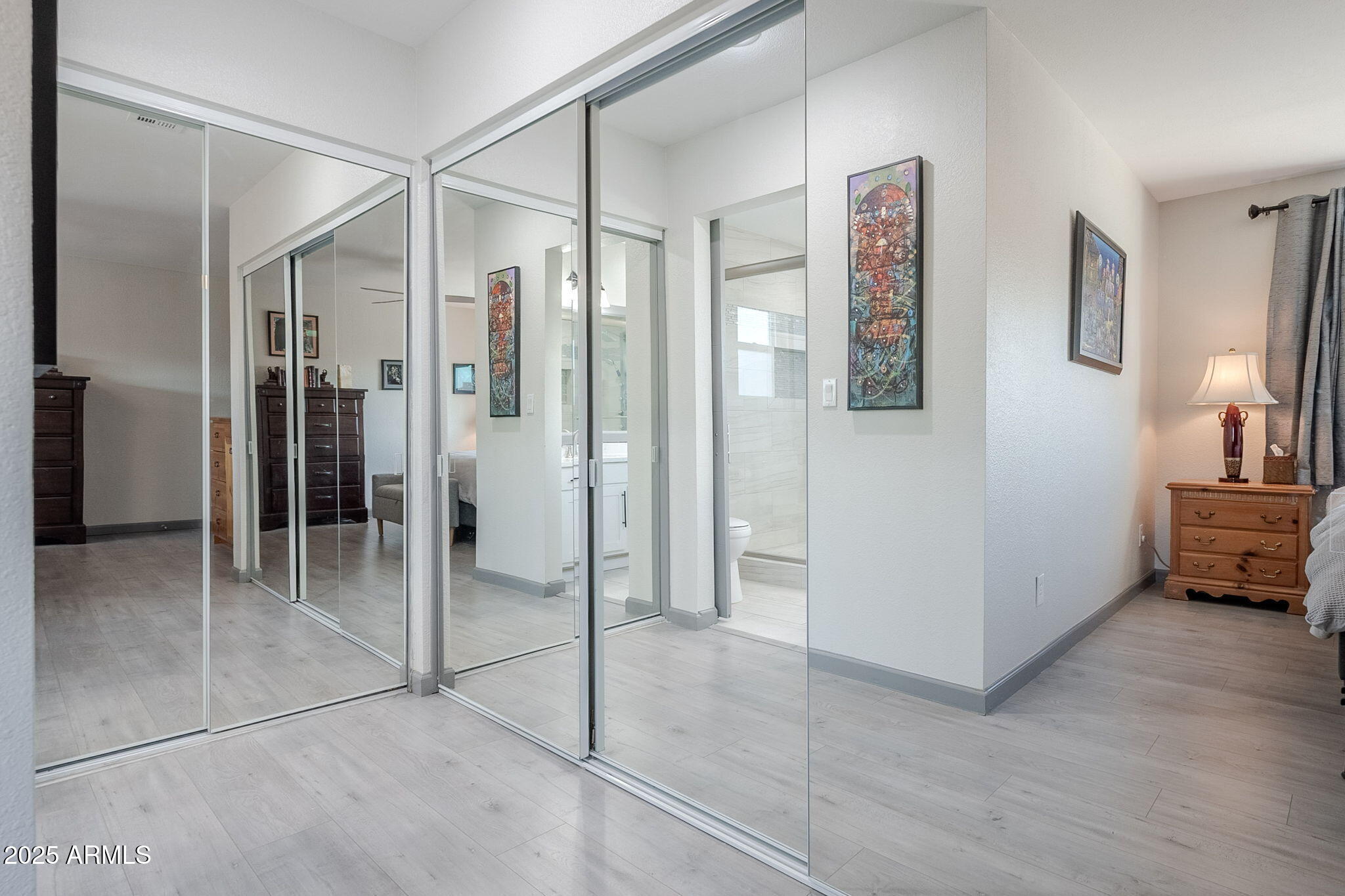 5432 E GRANDVIEW Road