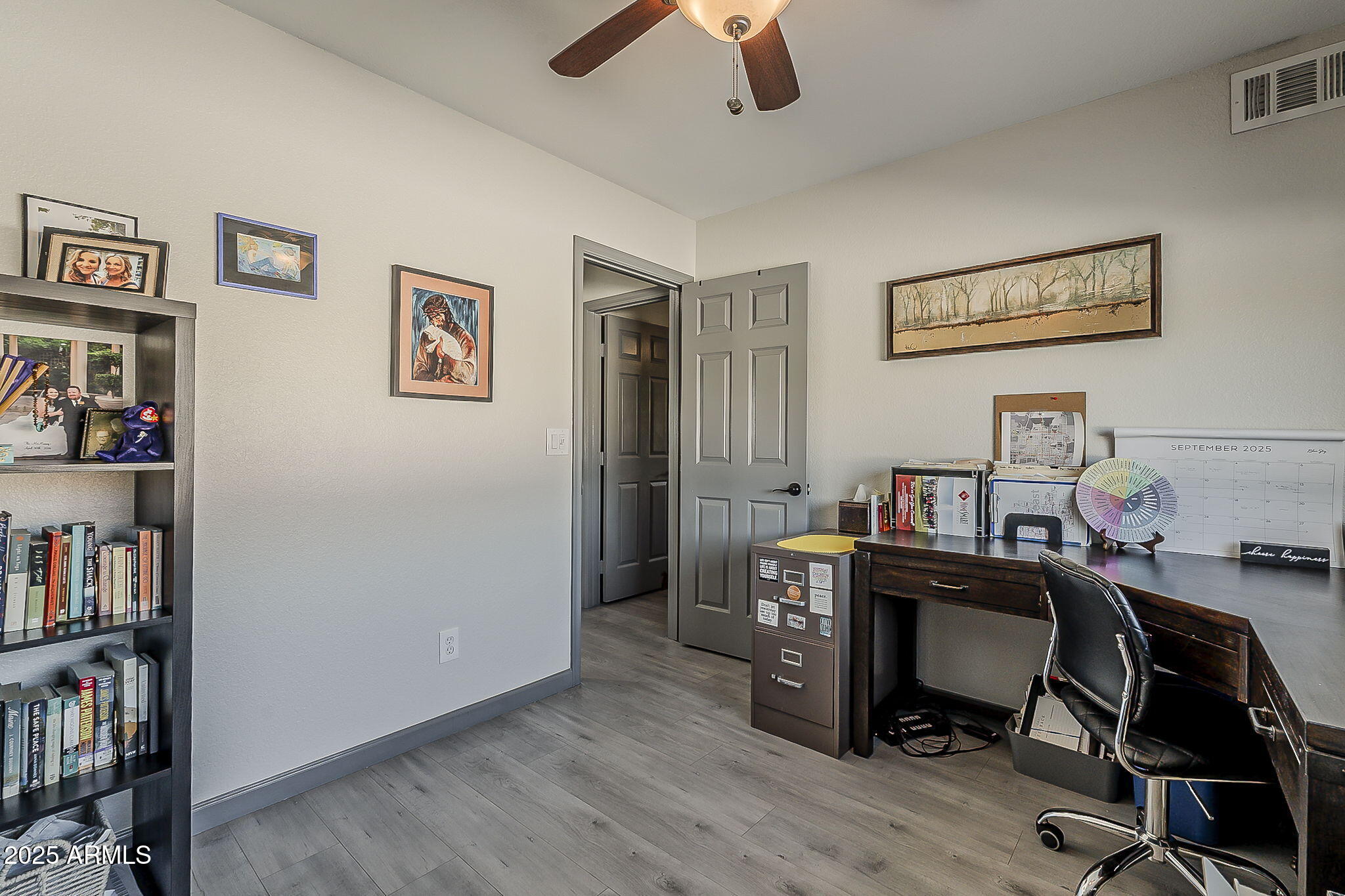 5432 E GRANDVIEW Road