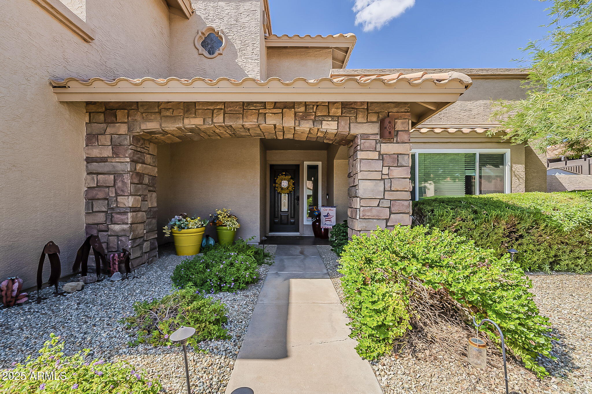 5432 E GRANDVIEW Road