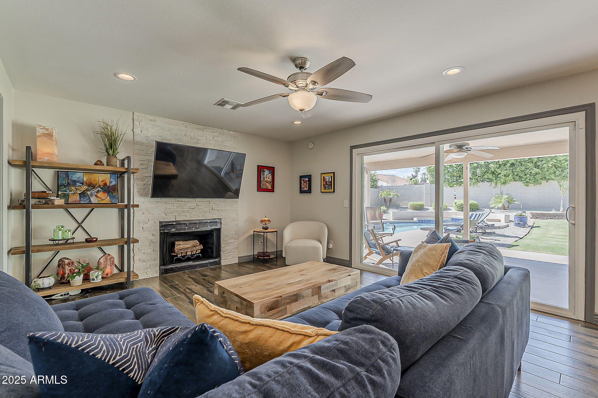 5432 E GRANDVIEW Road