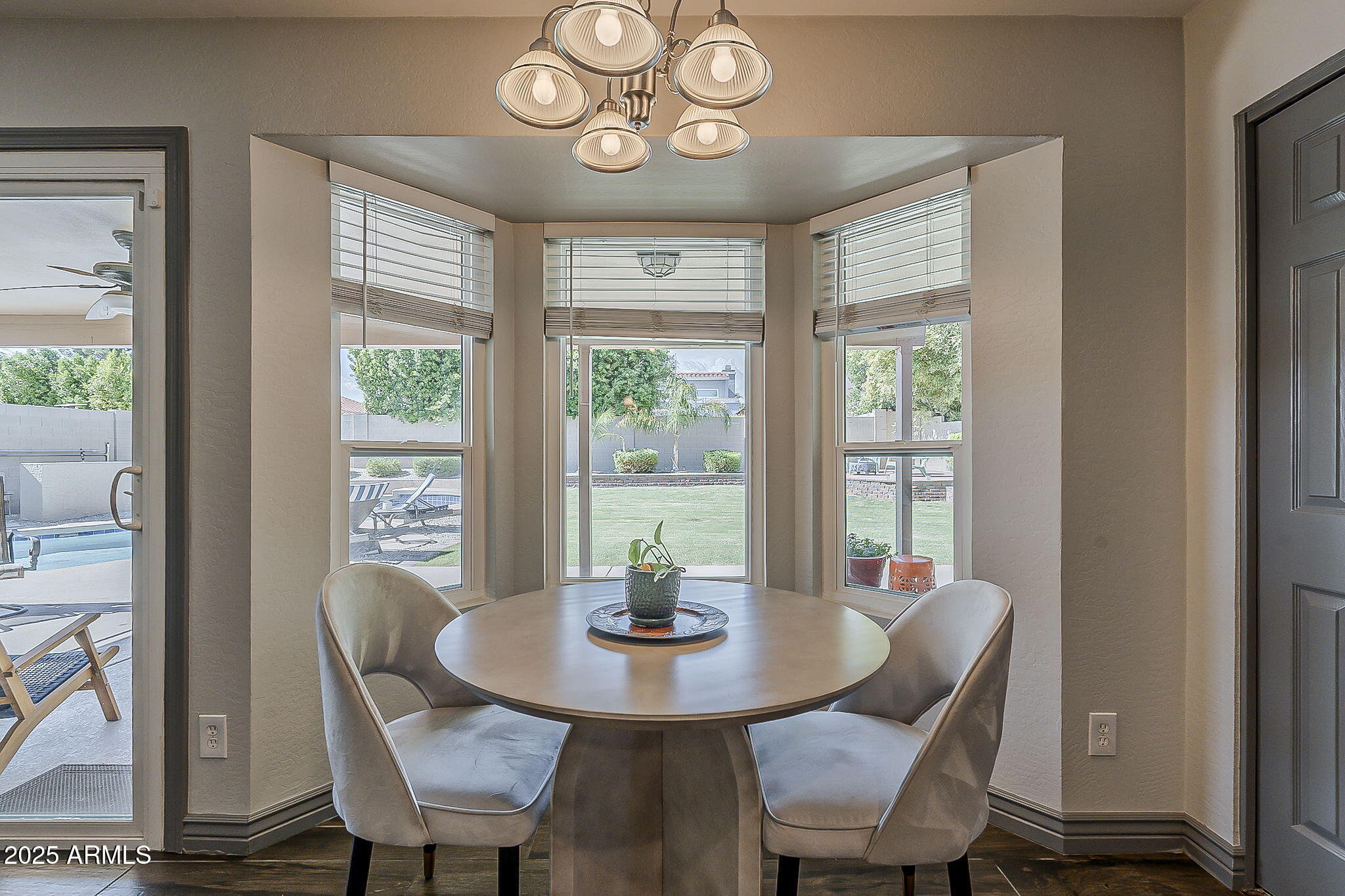 5432 E GRANDVIEW Road