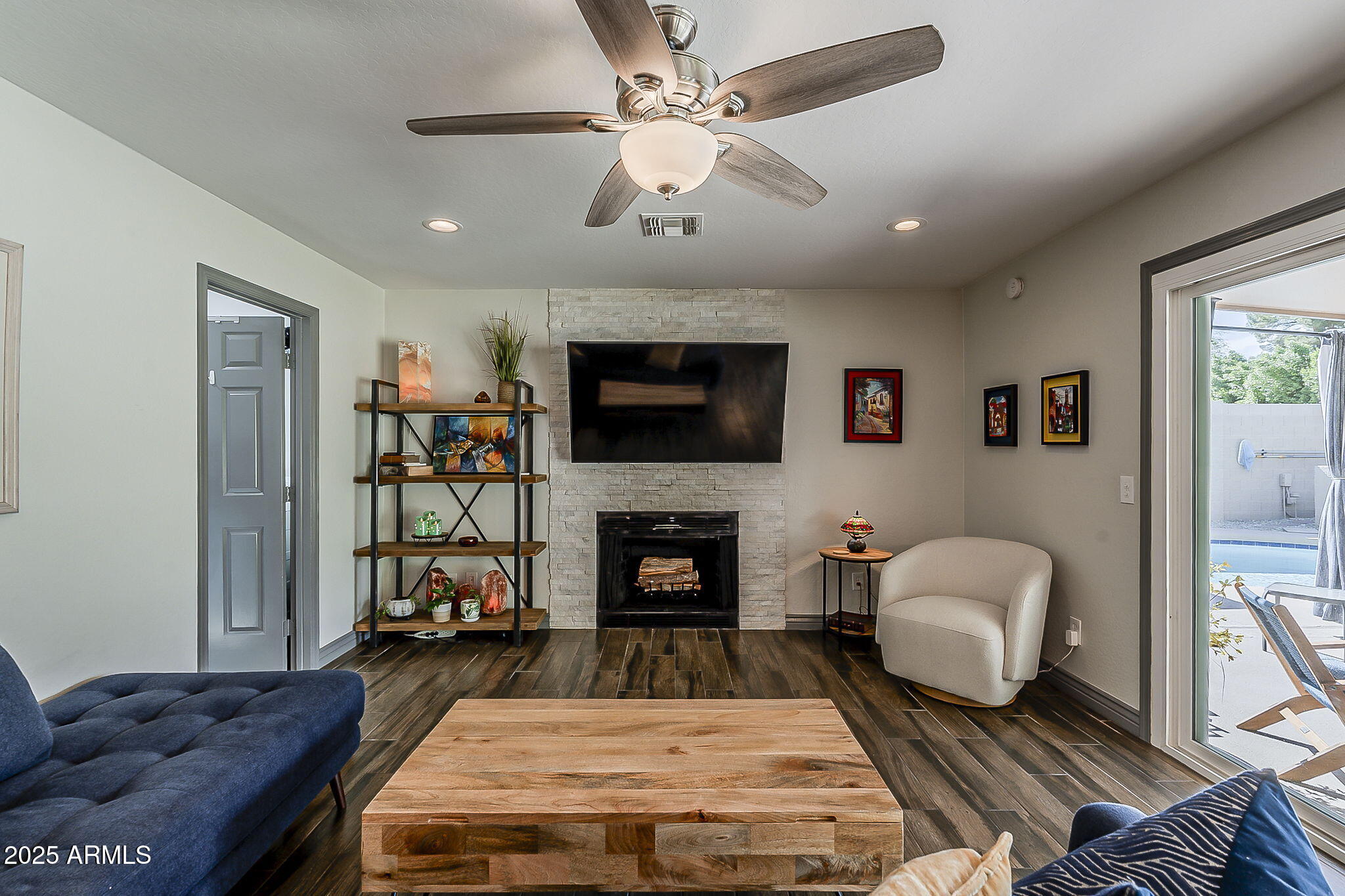 5432 E GRANDVIEW Road