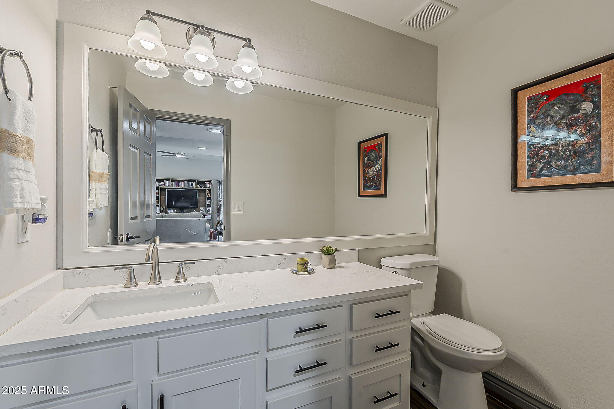 5432 E GRANDVIEW Road