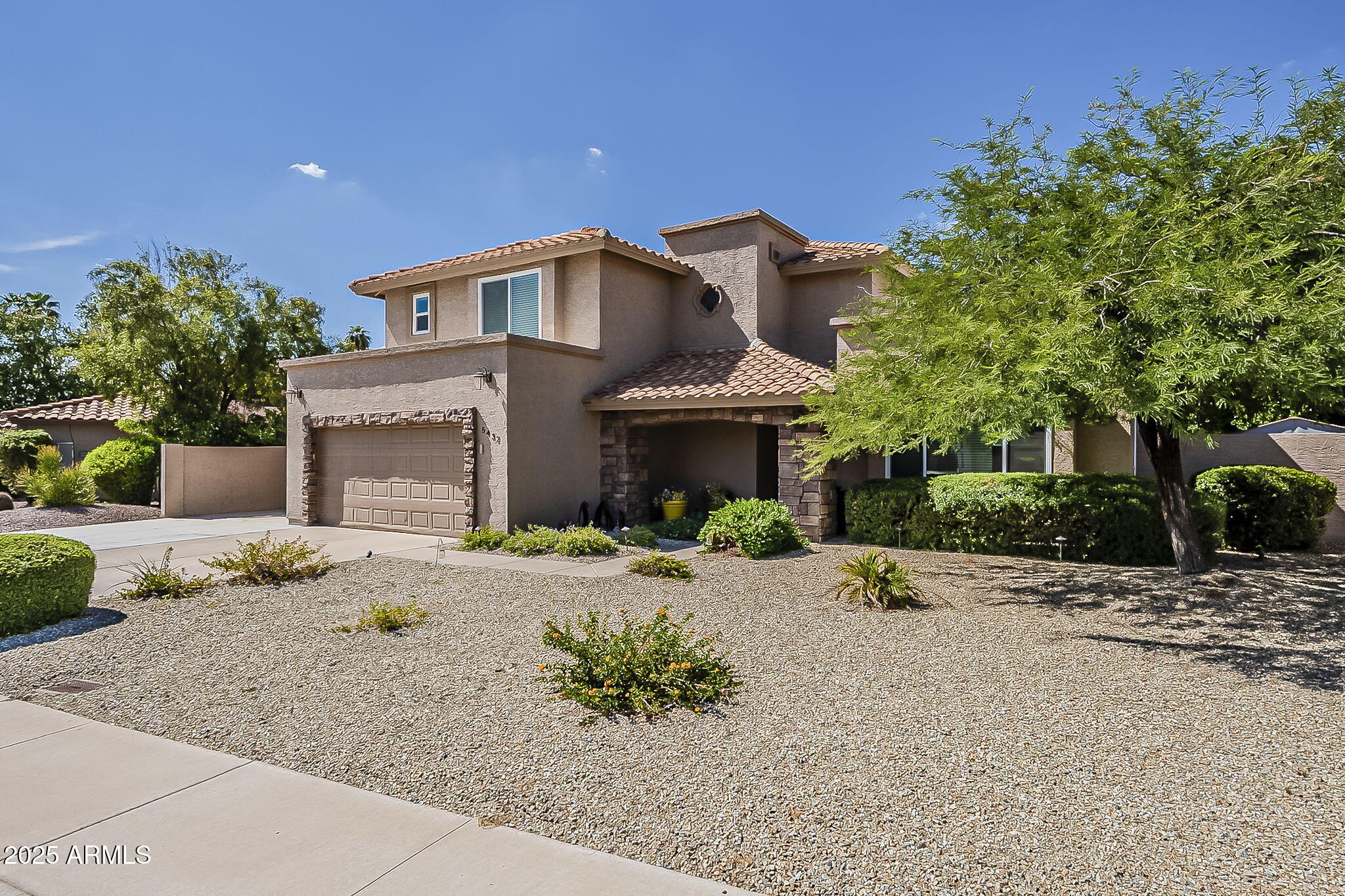 5432 E GRANDVIEW Road