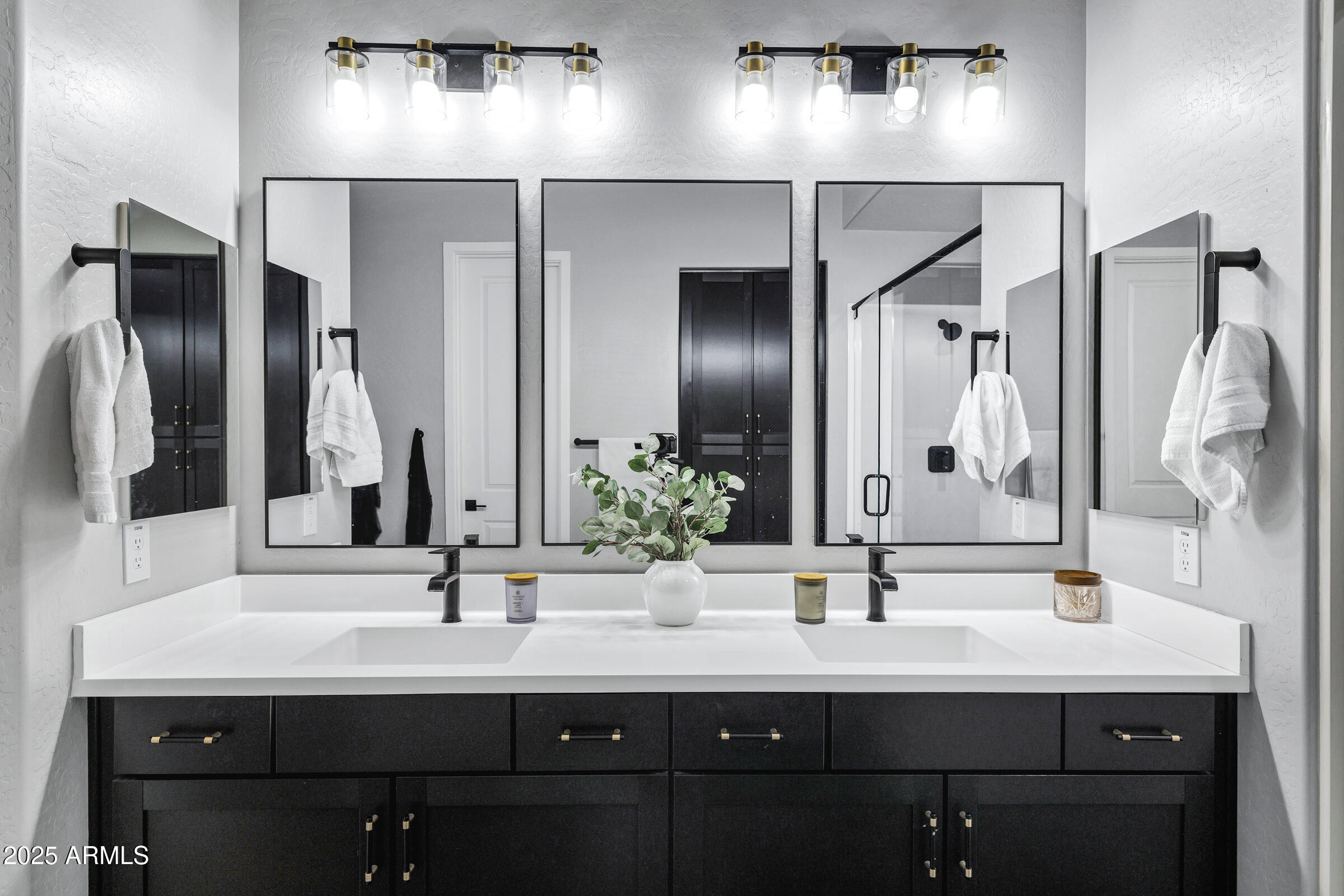 23146 E MAYBERRY Road