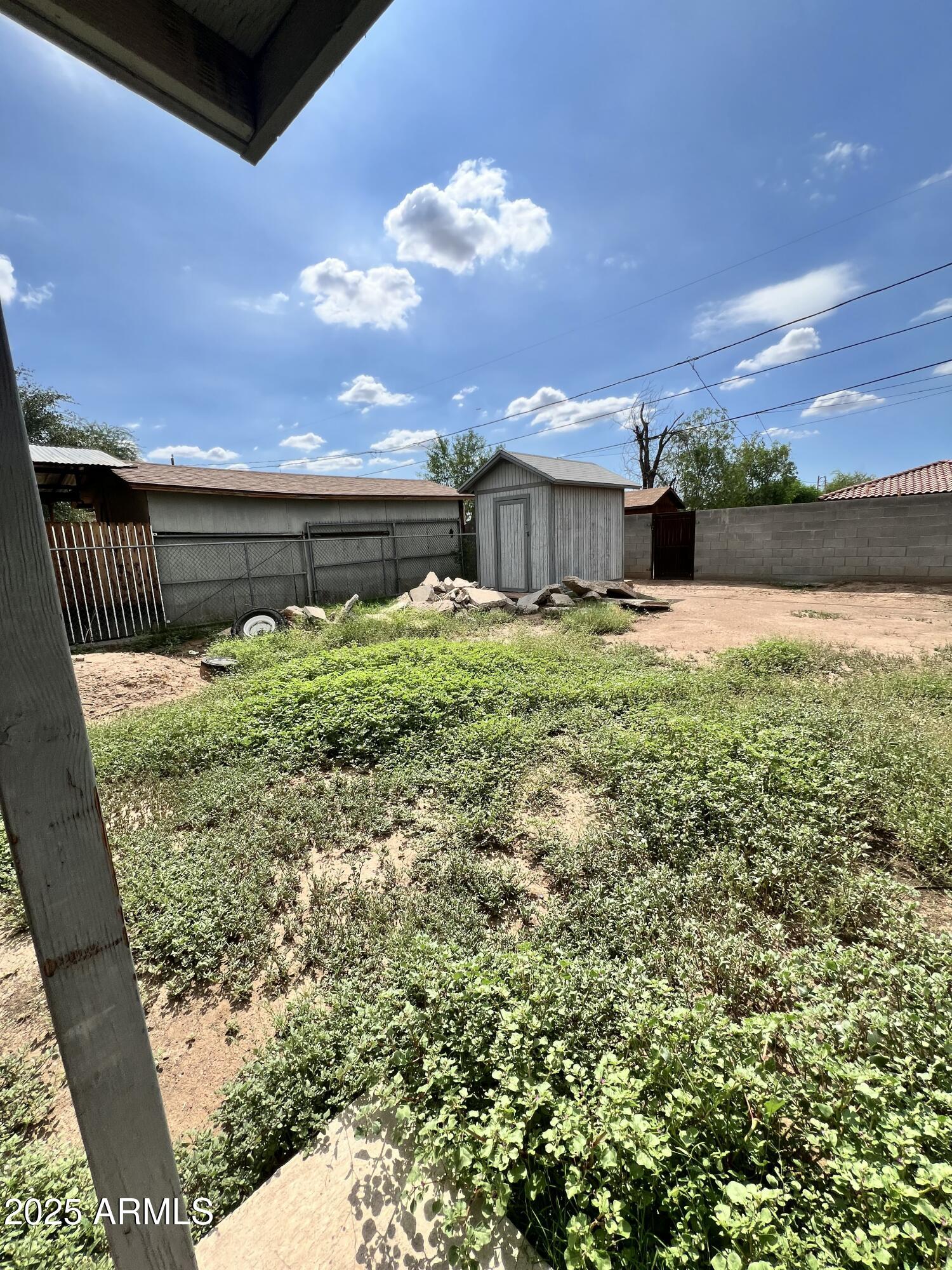 3417 W Hadley Street