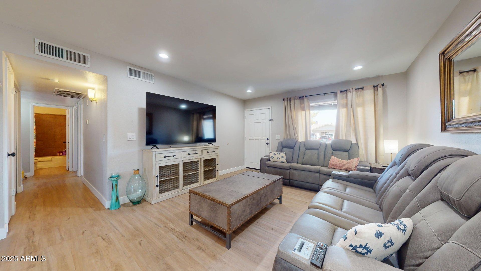 1408 W EL MONTE Place, Chandler