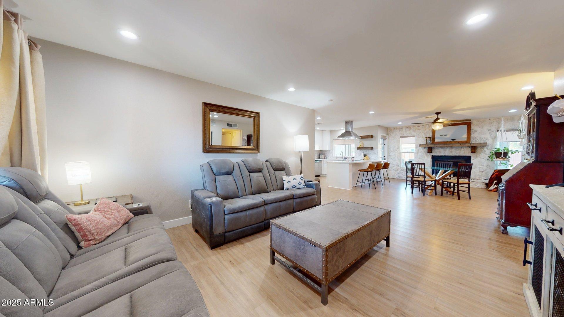 1408 W EL MONTE Place, Chandler