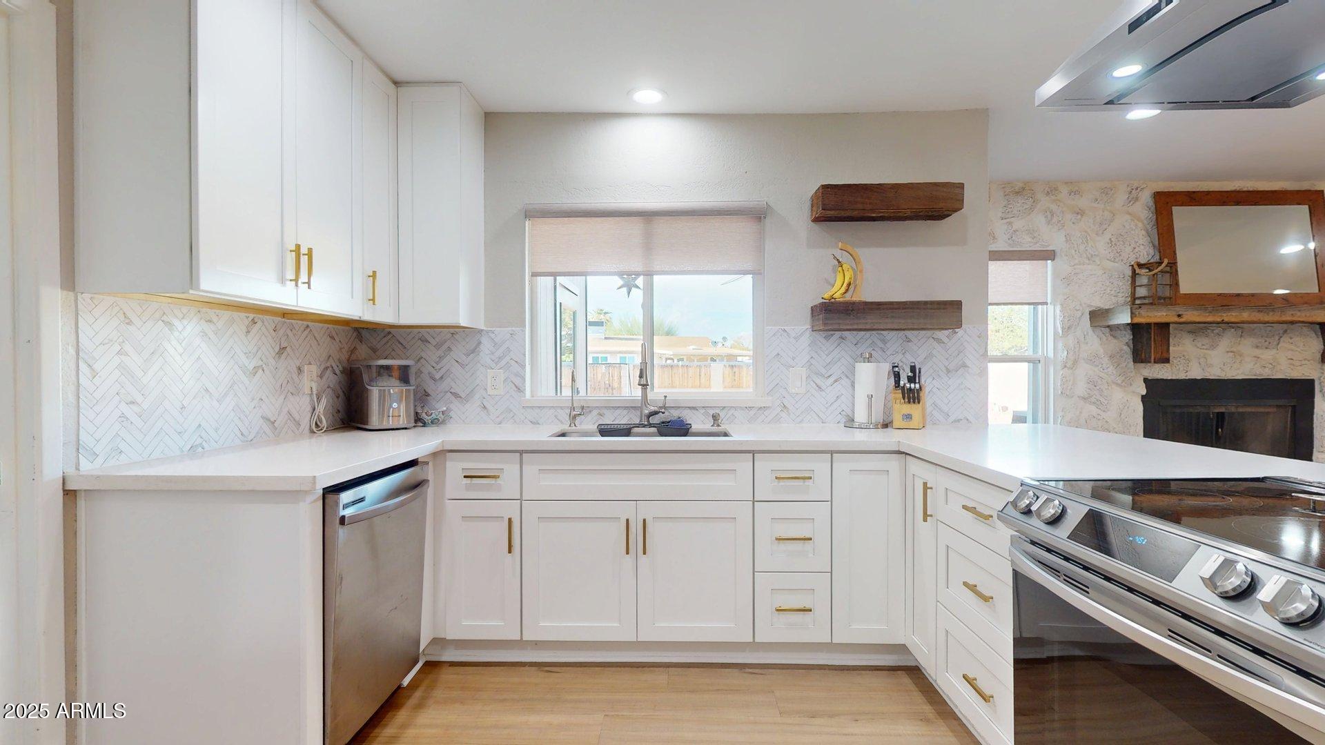 1408 W EL MONTE Place, Chandler