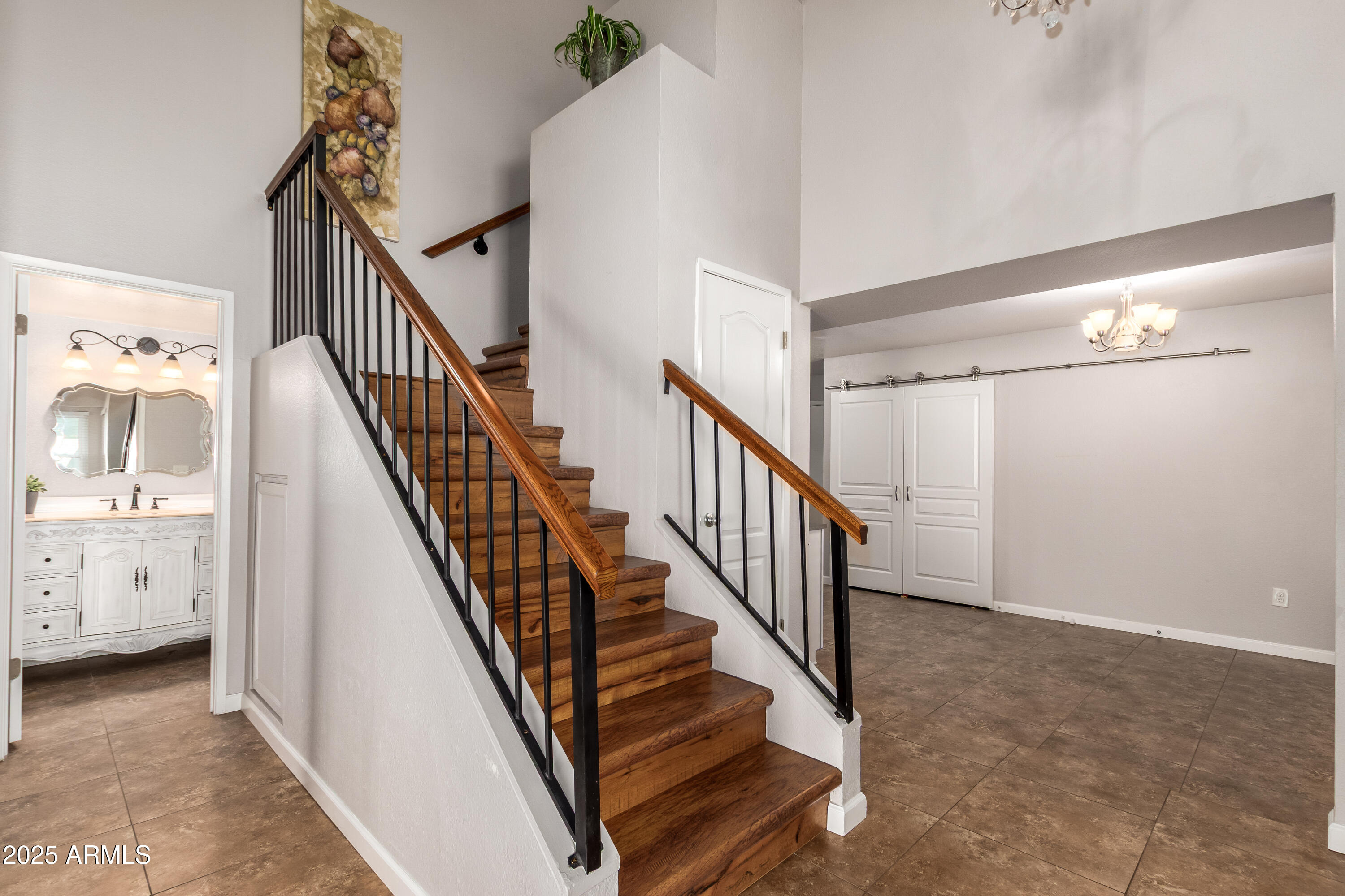 1915 S 39TH Street, 52