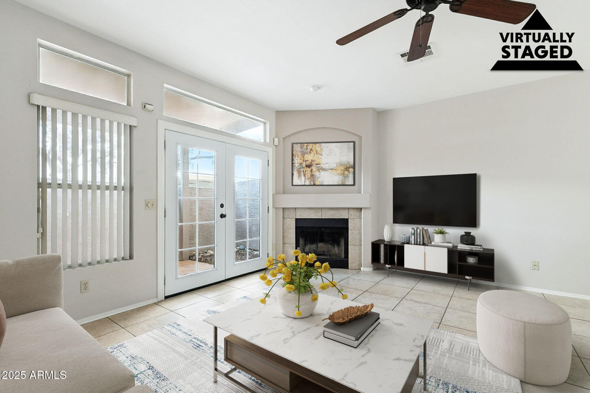 500 N ROOSEVELT Avenue, 87