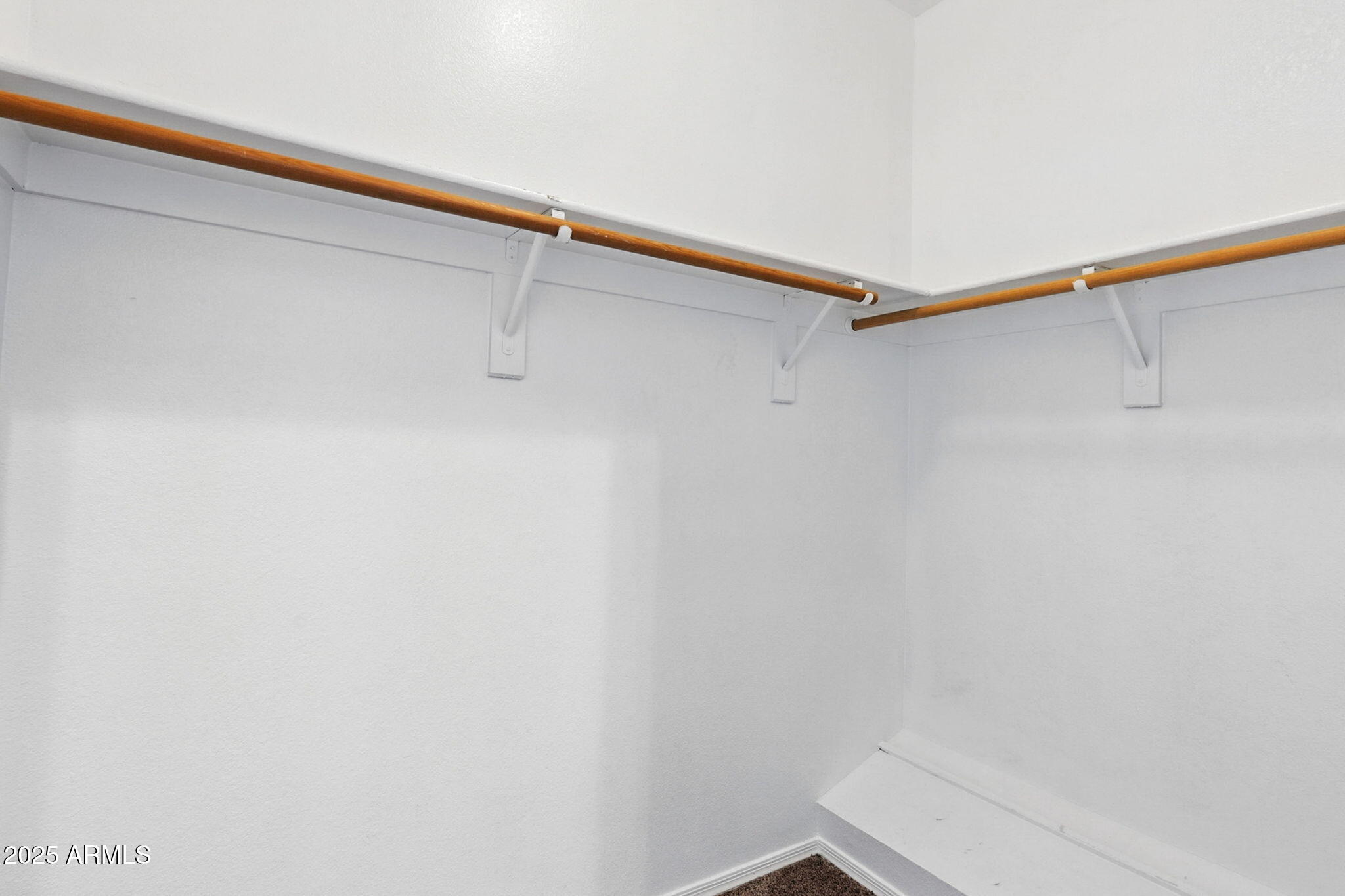 500 N ROOSEVELT Avenue, 87