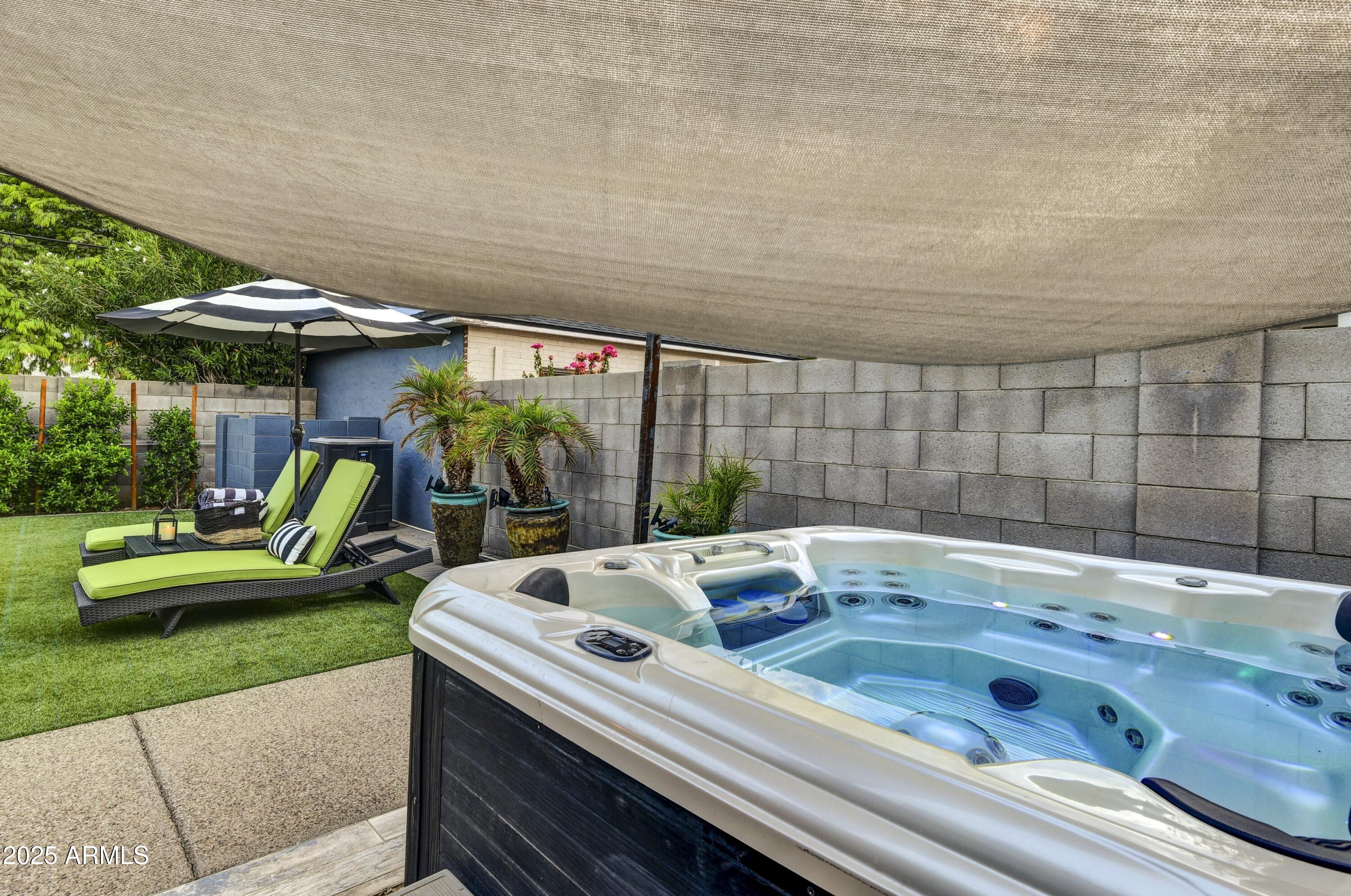 1309 W HOLLY Street, Phoenix