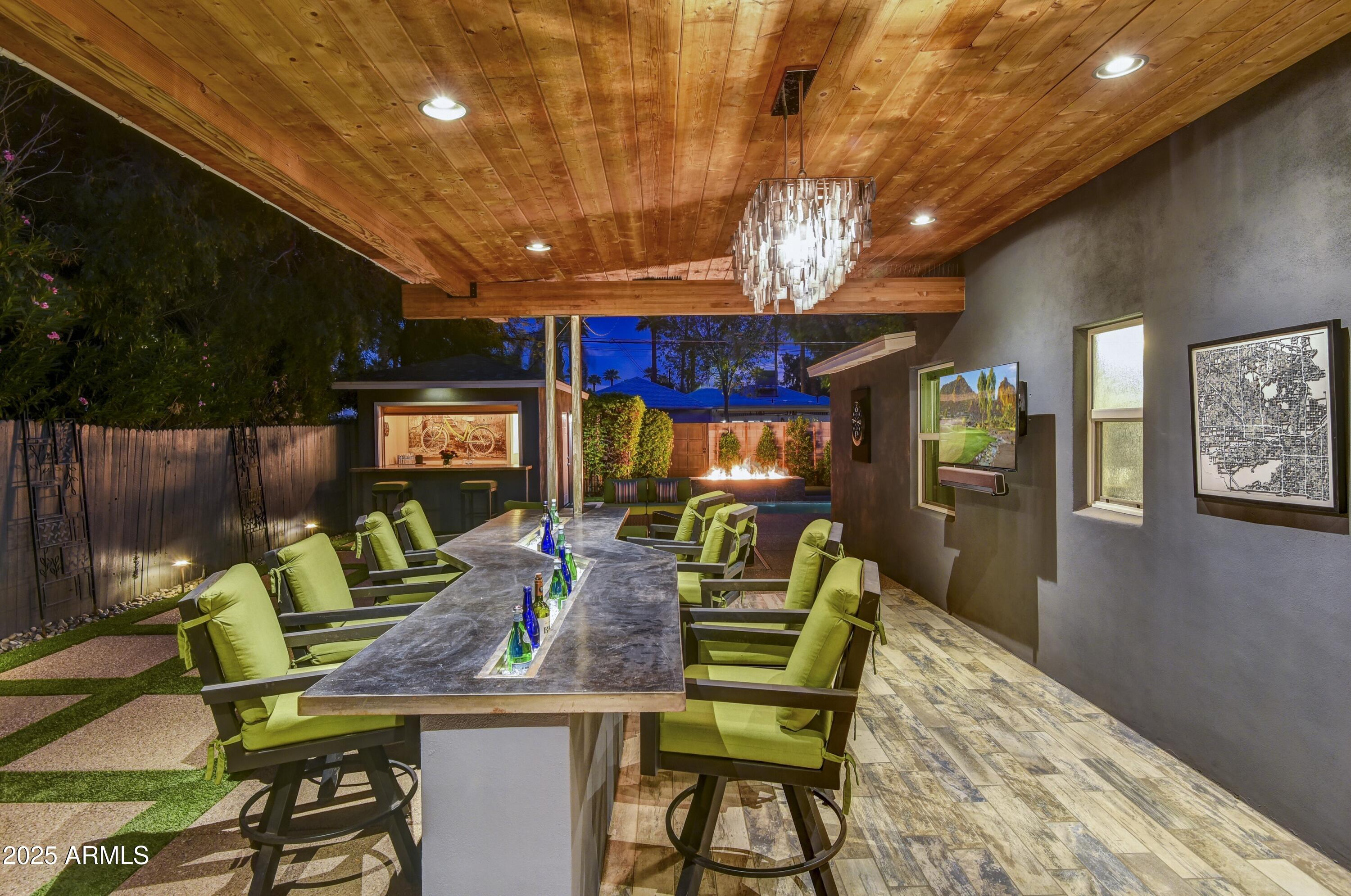 1309 W HOLLY Street, Phoenix