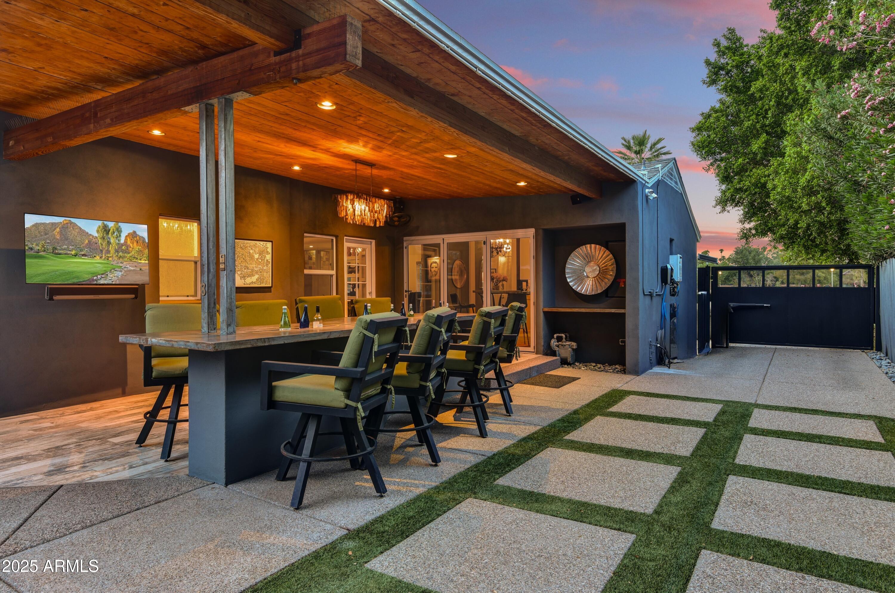 1309 W HOLLY Street, Phoenix