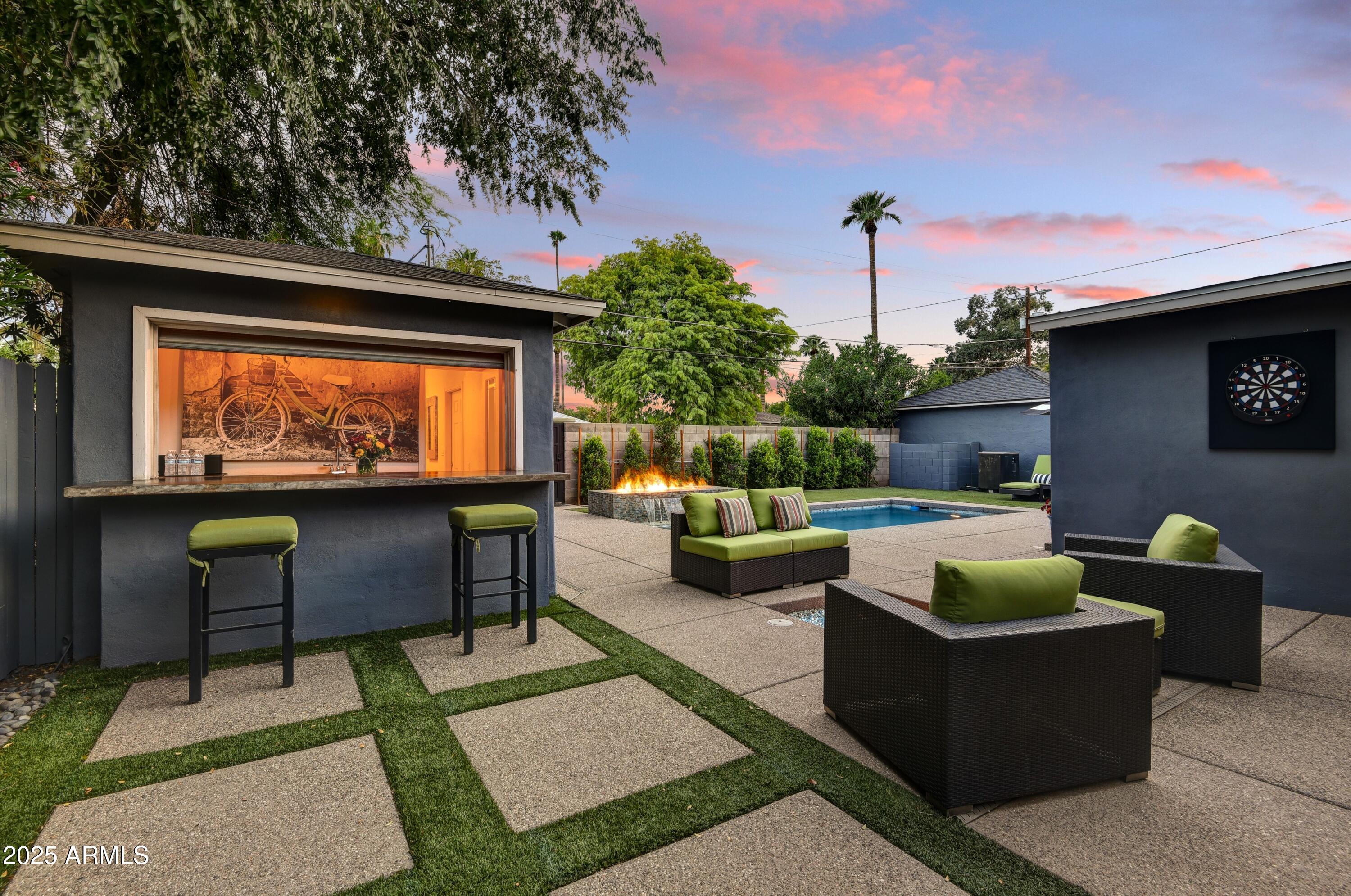 1309 W HOLLY Street, Phoenix