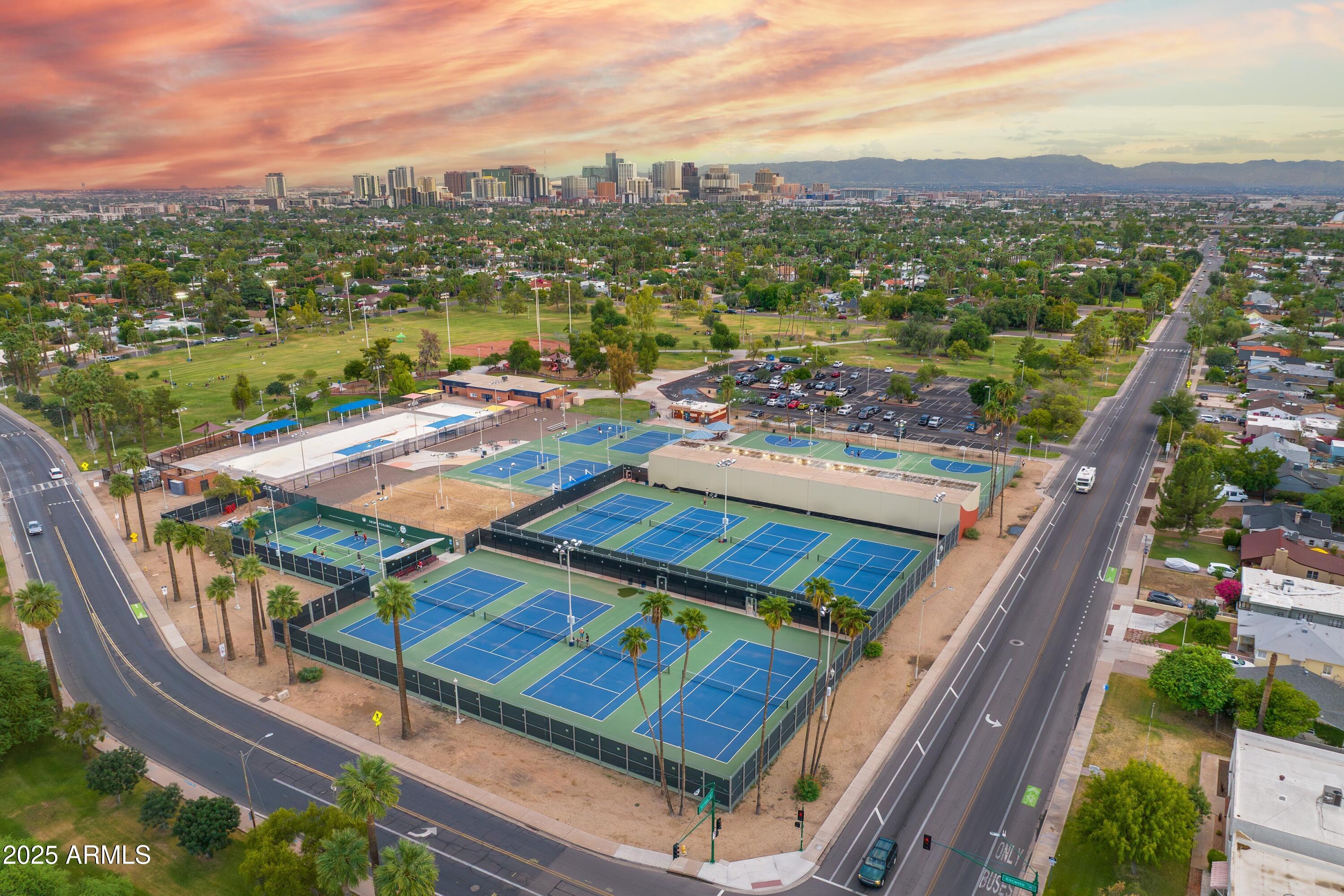 1309 W HOLLY Street, Phoenix