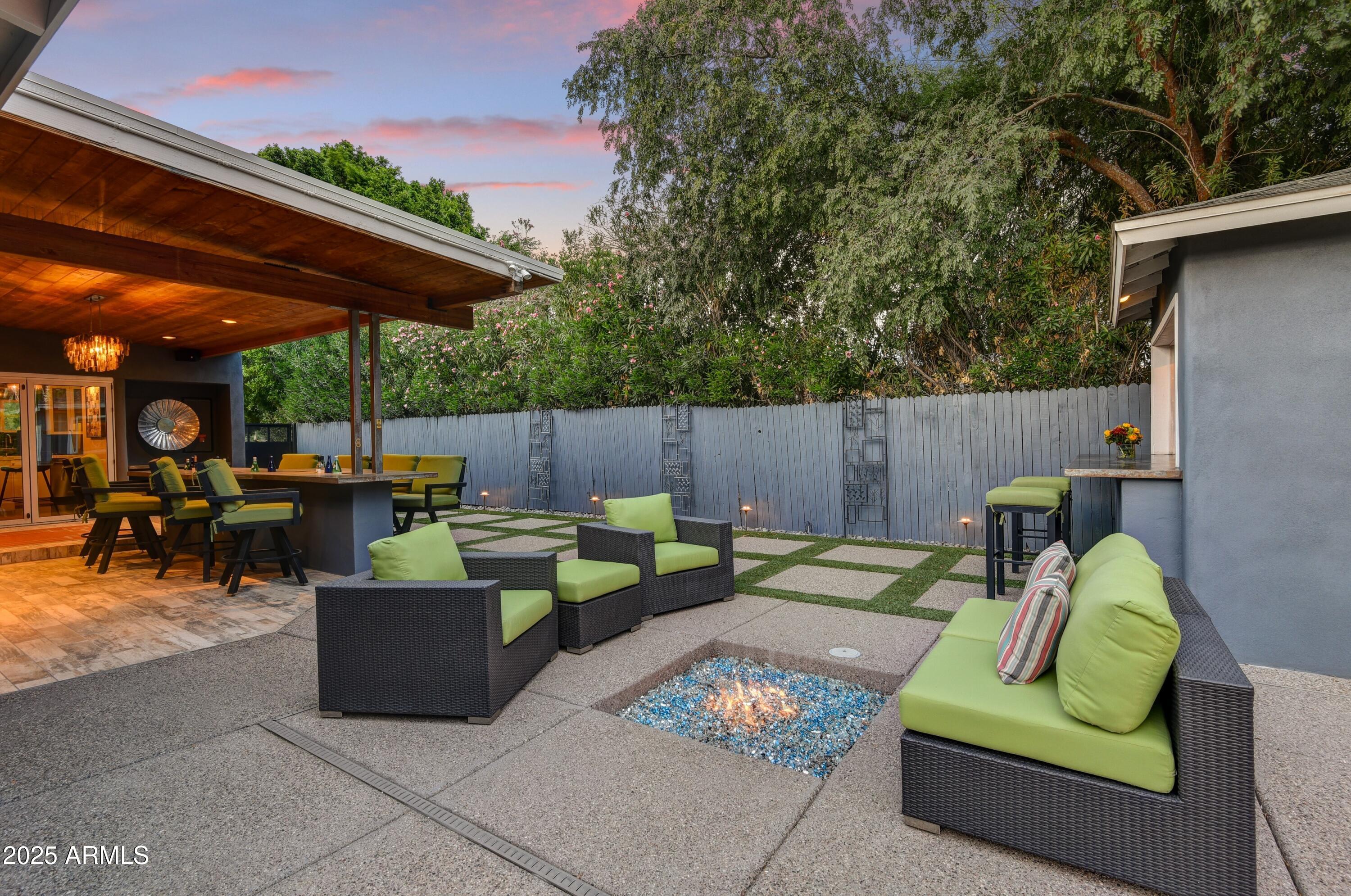 1309 W HOLLY Street, Phoenix