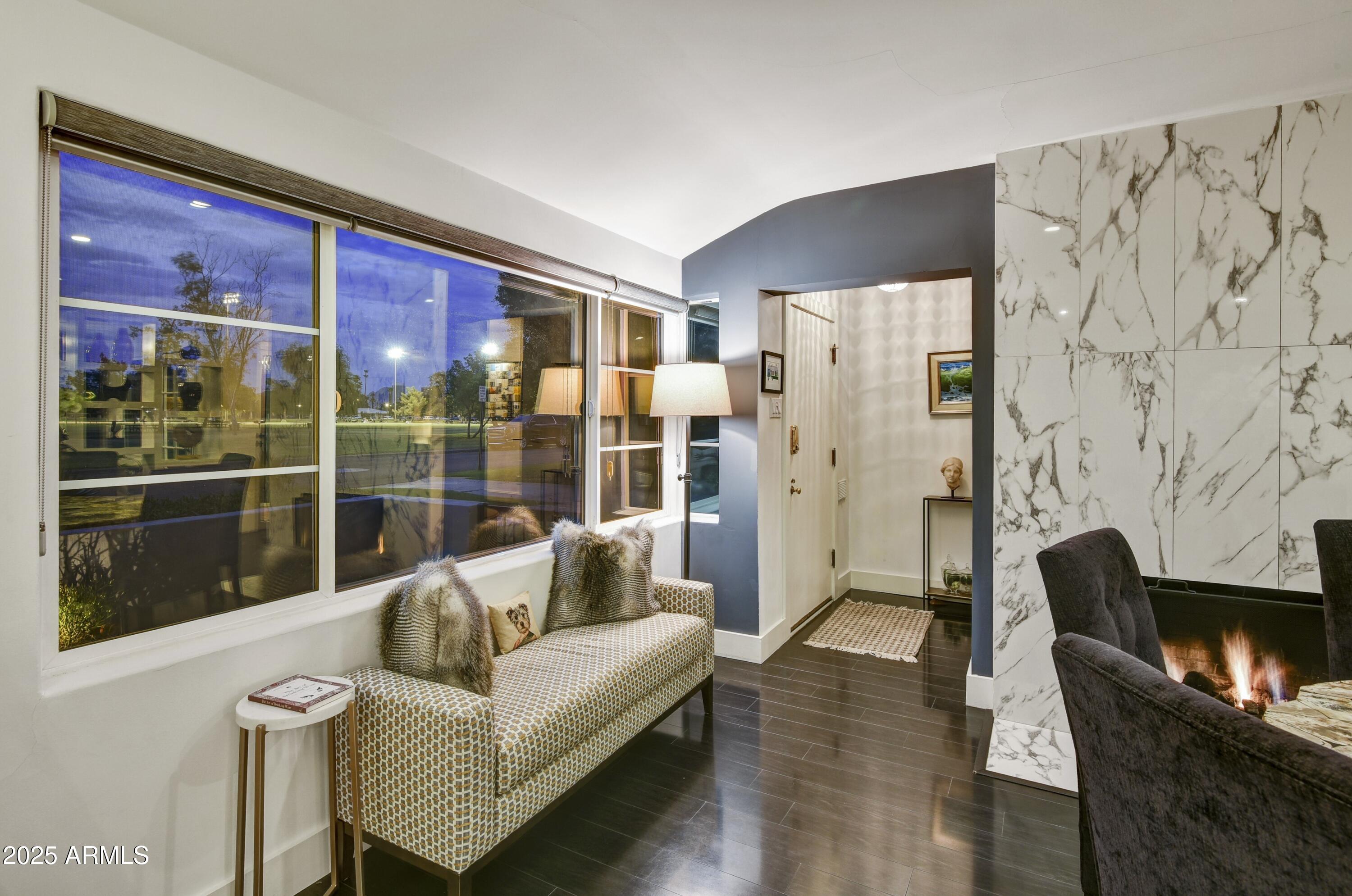 1309 W HOLLY Street, Phoenix