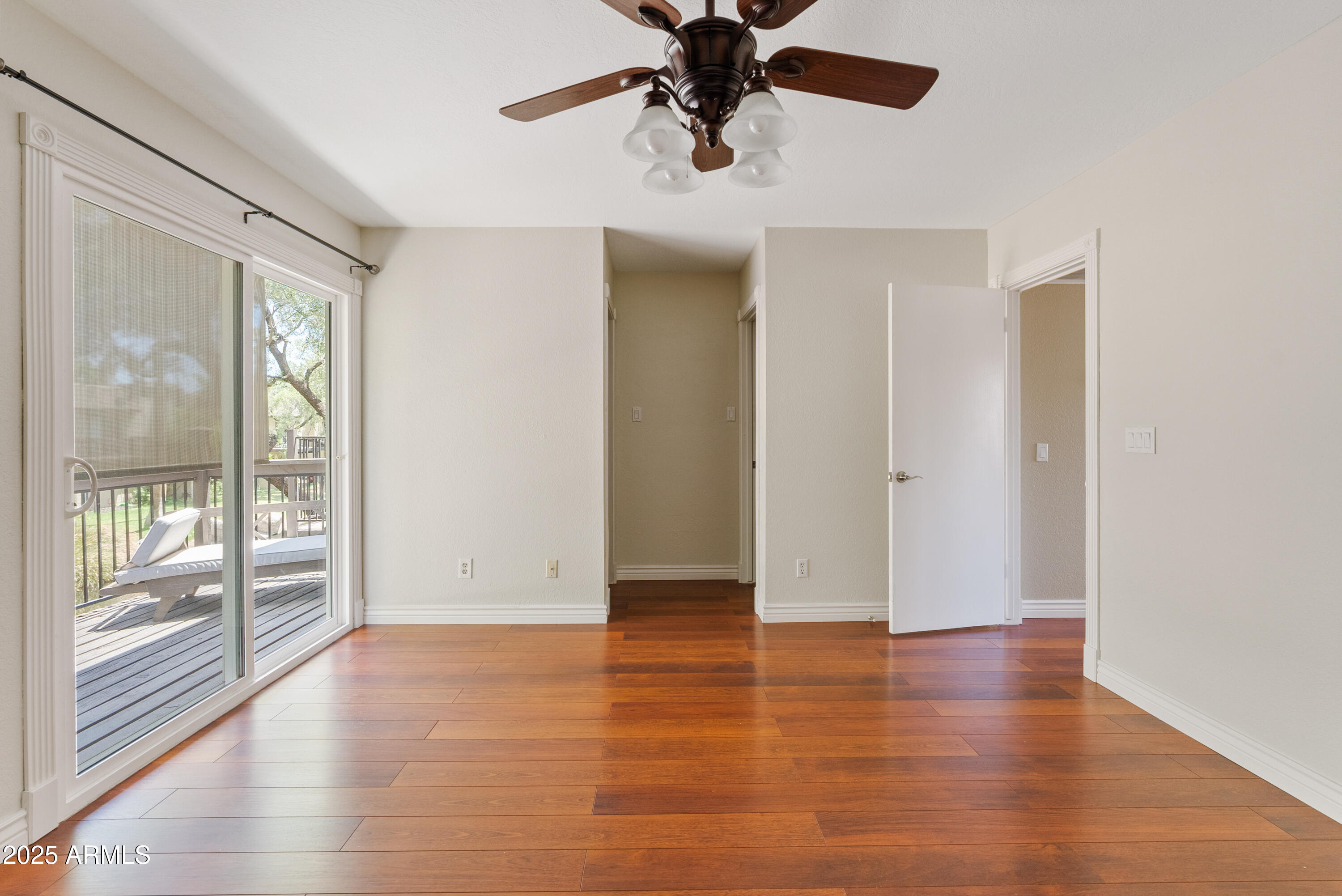 2232 W LINDNER Avenue, 15