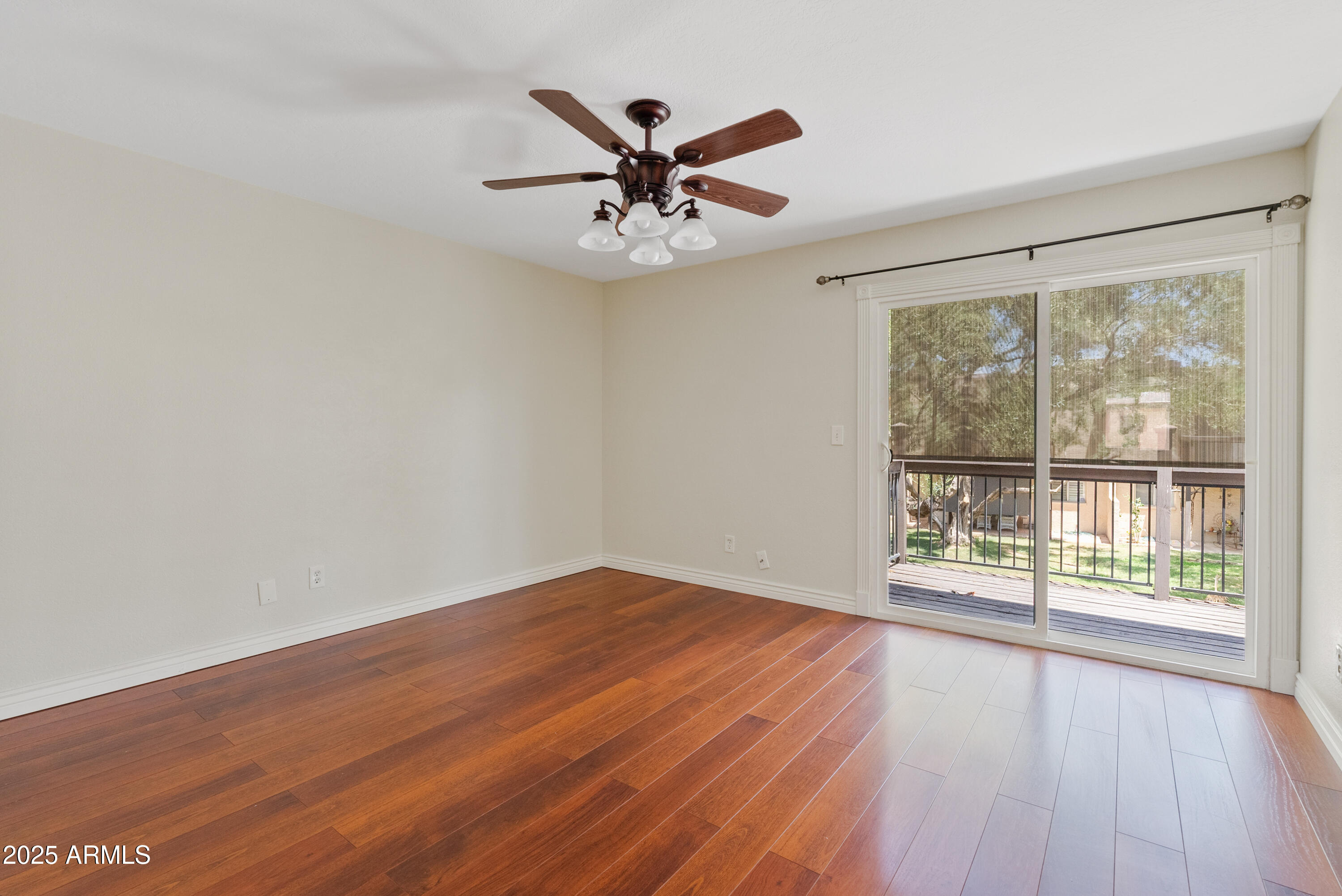 2232 W LINDNER Avenue, 15