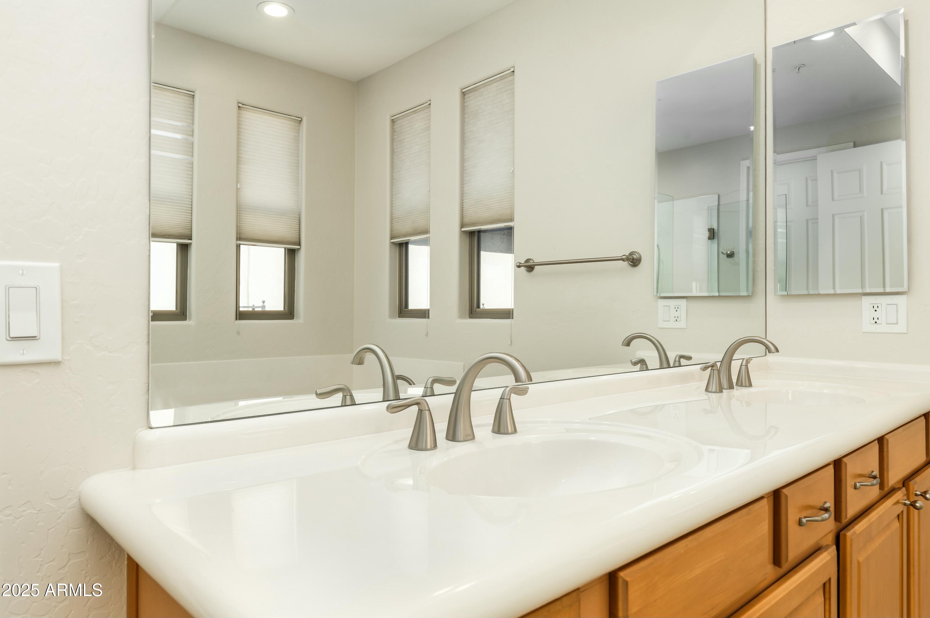 20802 N GRAYHAWK Drive, 1151