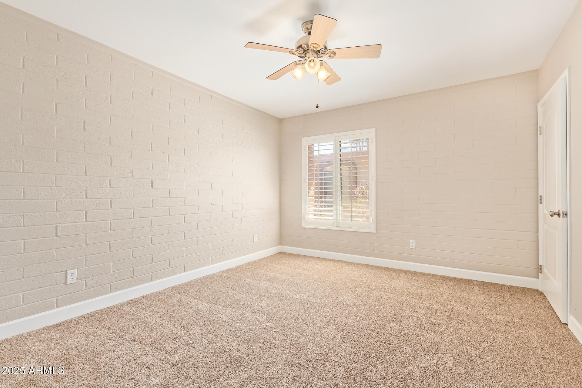 4848 N WOODMERE FAIRWAY, 5