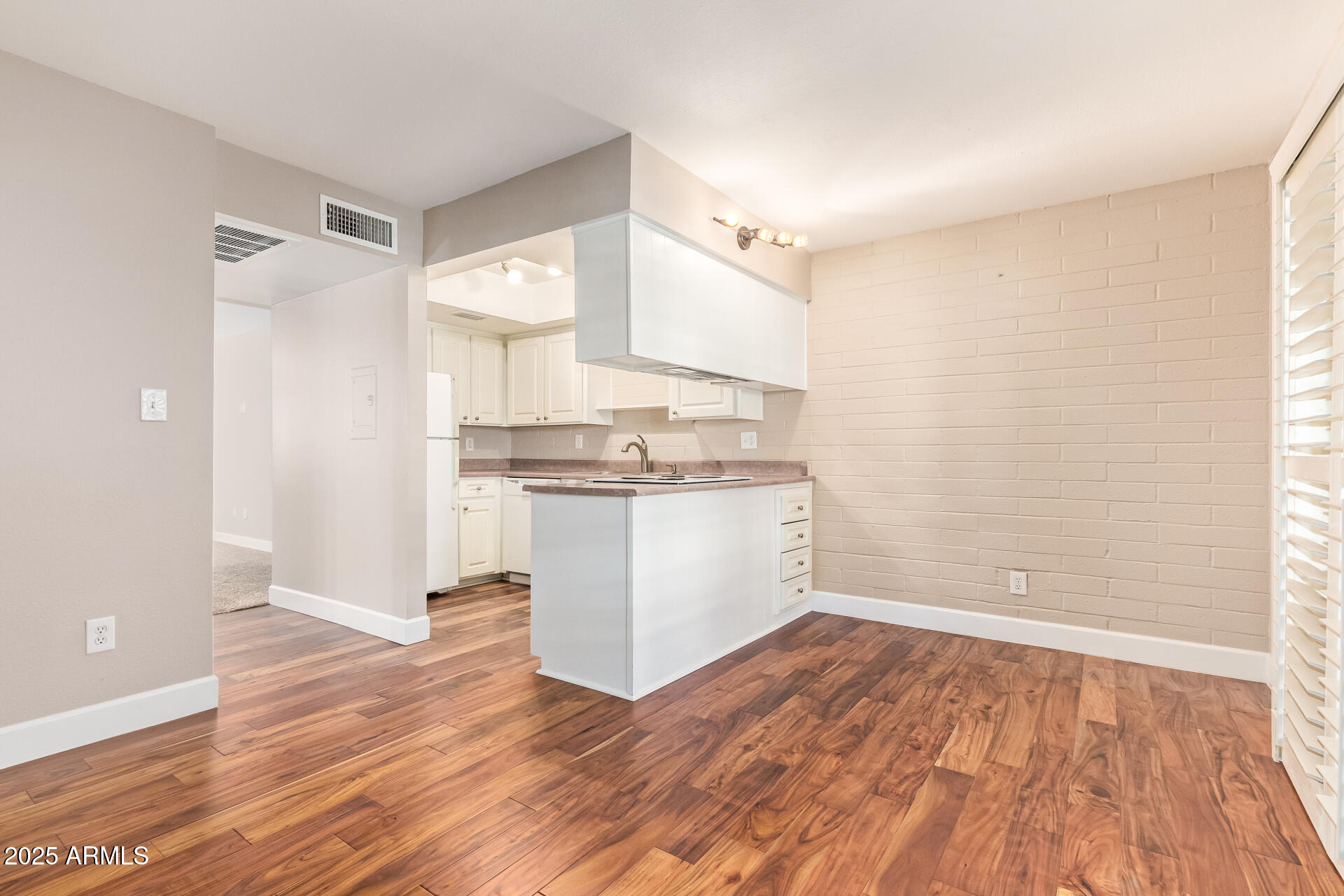 4848 N WOODMERE FAIRWAY, 5