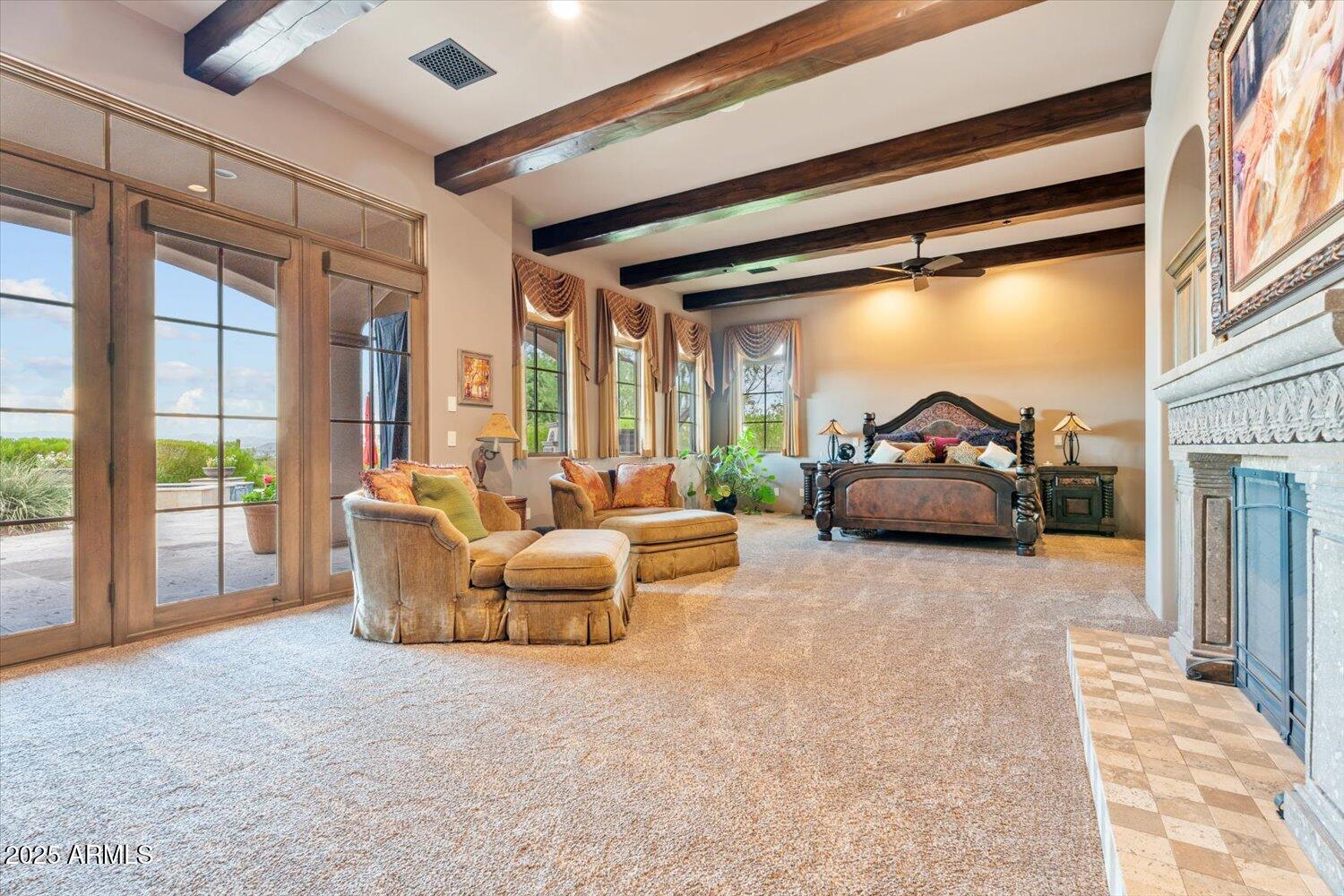6230 E CHENEY Drive