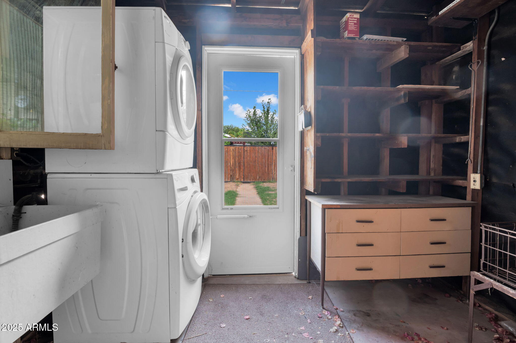 812 W MCLELLAN Boulevard