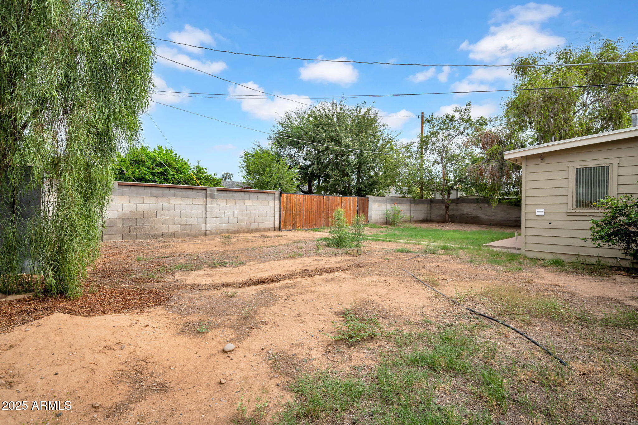 812 W MCLELLAN Boulevard