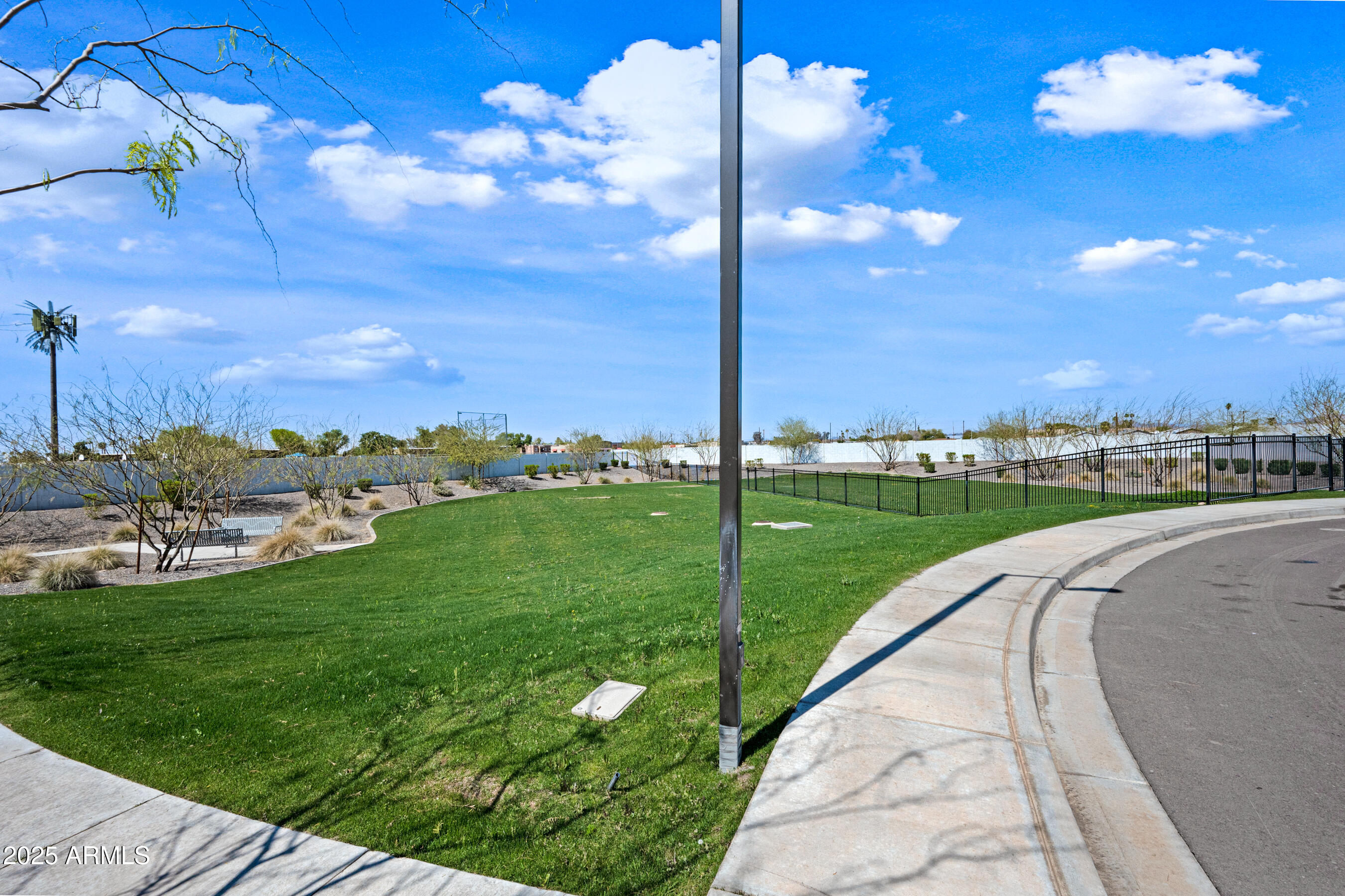 2340 E MARGUERITE Avenue