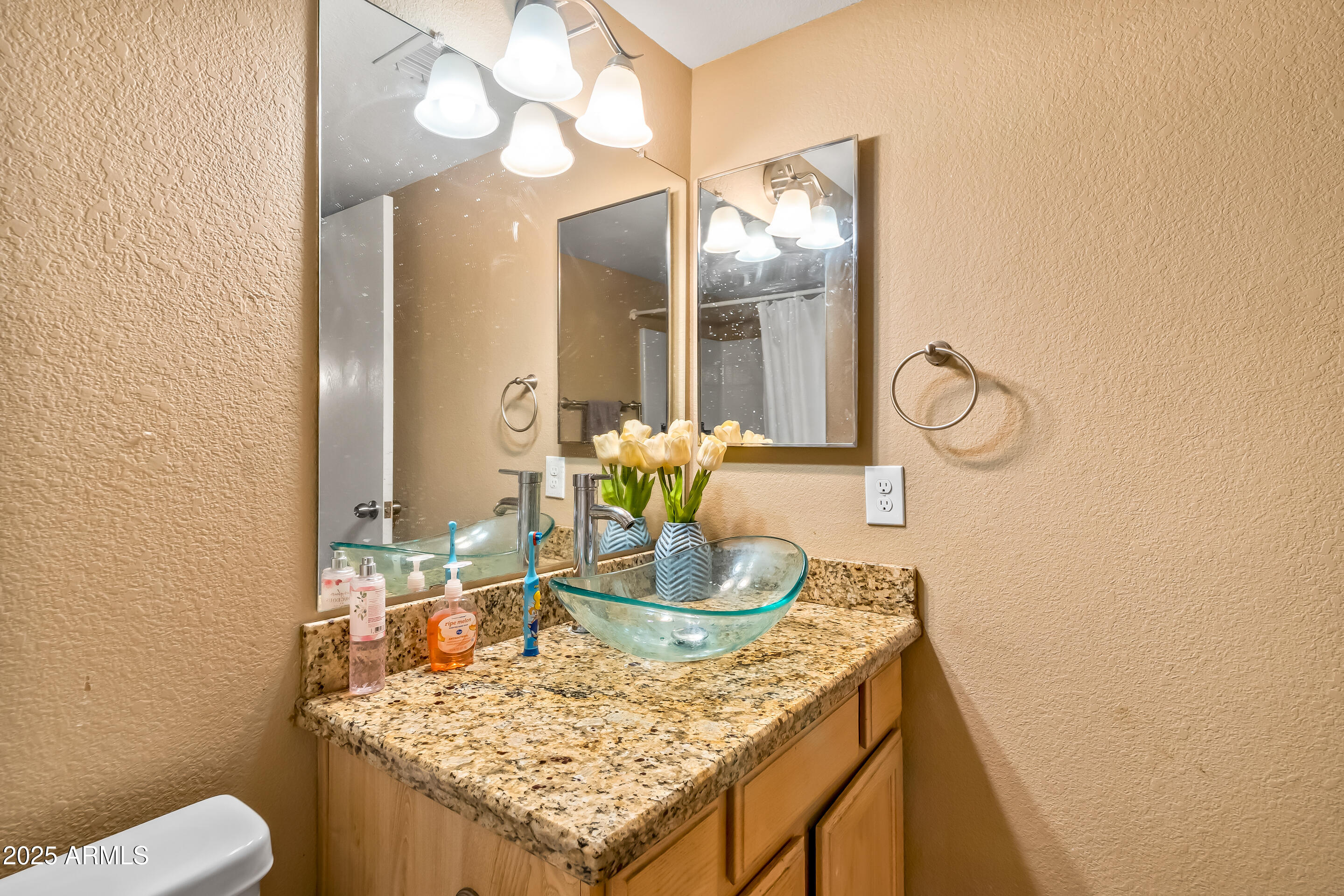 8930 W OCOTILLO Road