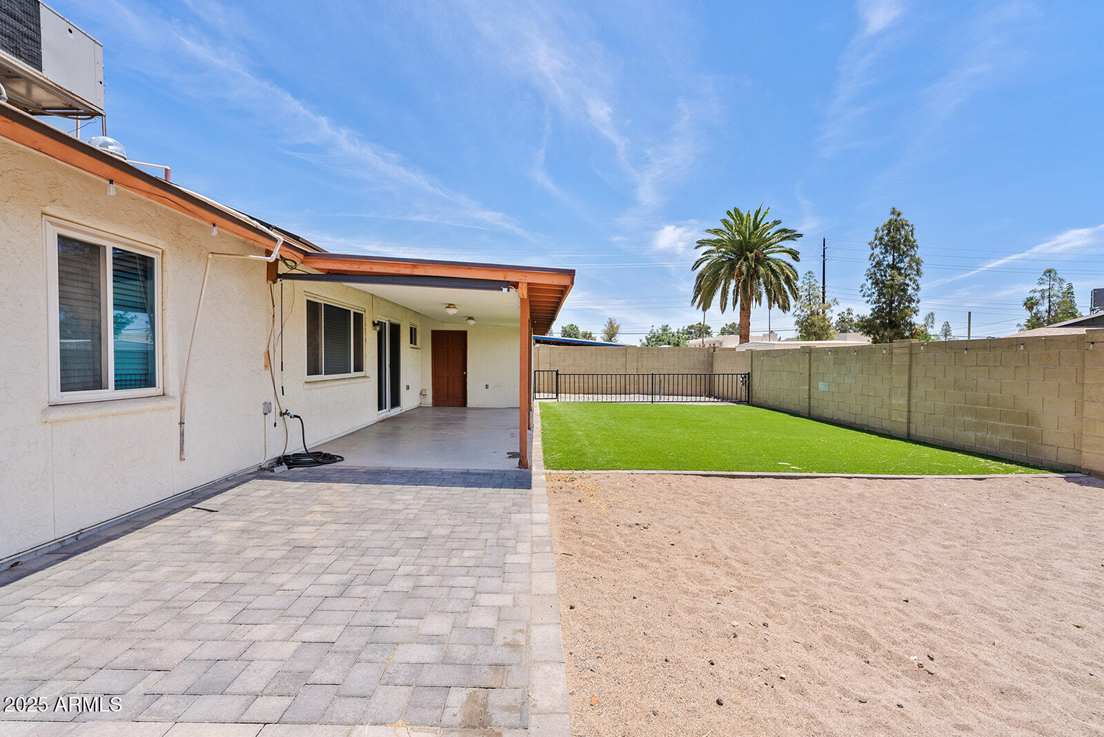 803 E CARMEN Street