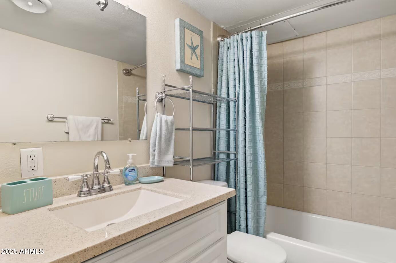 7625 E Camelback Road, A110