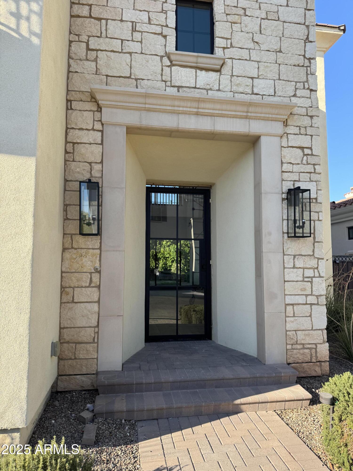 3928 E CRITTENDEN Lane