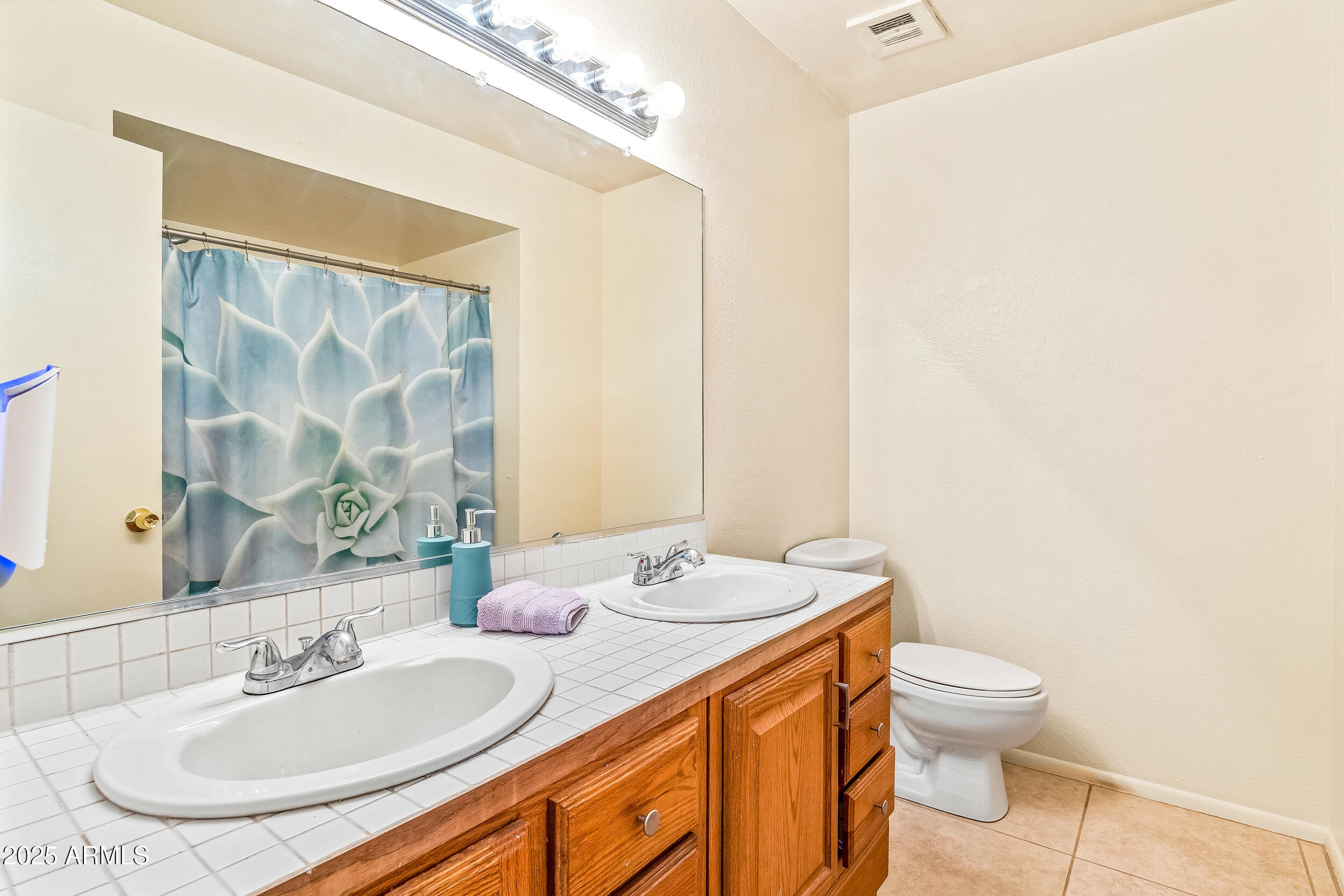 4554 W SUNNYSIDE Avenue